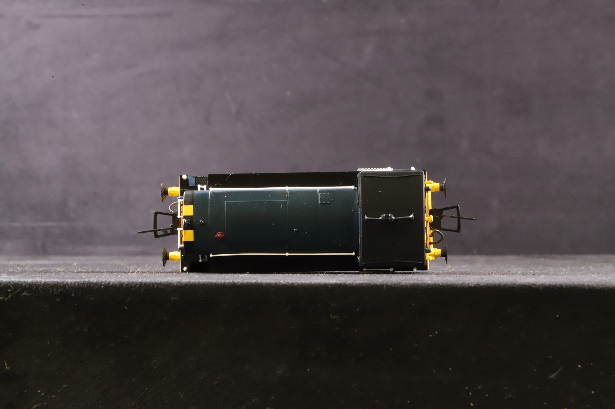 Model Rail OO MR-404 Ruston PWM No.652 in BR Blue w/ Wasp Stripes