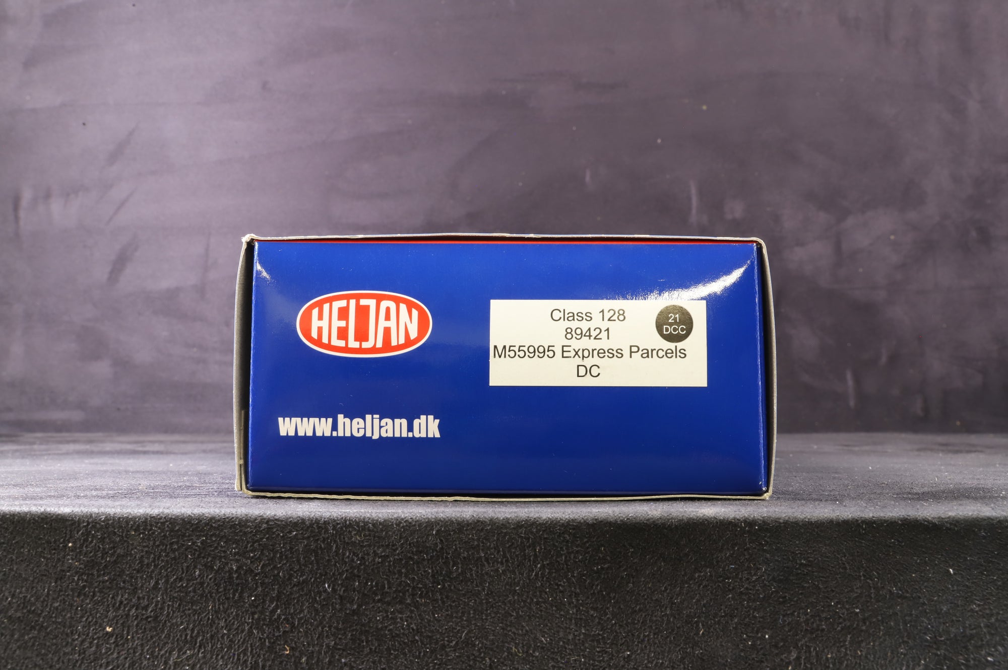 Heljan OO 8942 Class 128 'M55995' Express Parcels