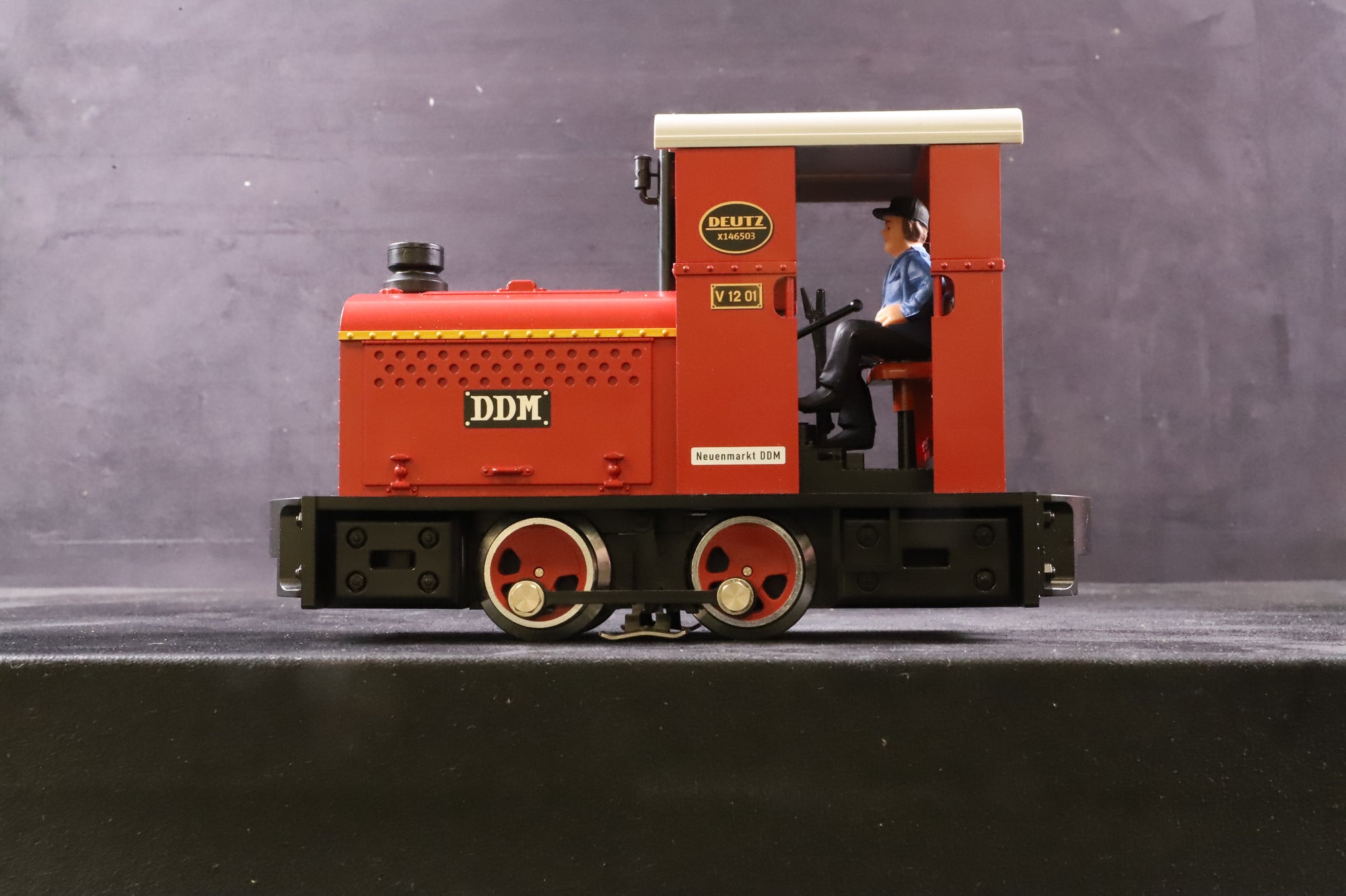 LGB G Scale 23910 0-4-0 Shunter 'V12 01' in a Red 'DDM' Livery.