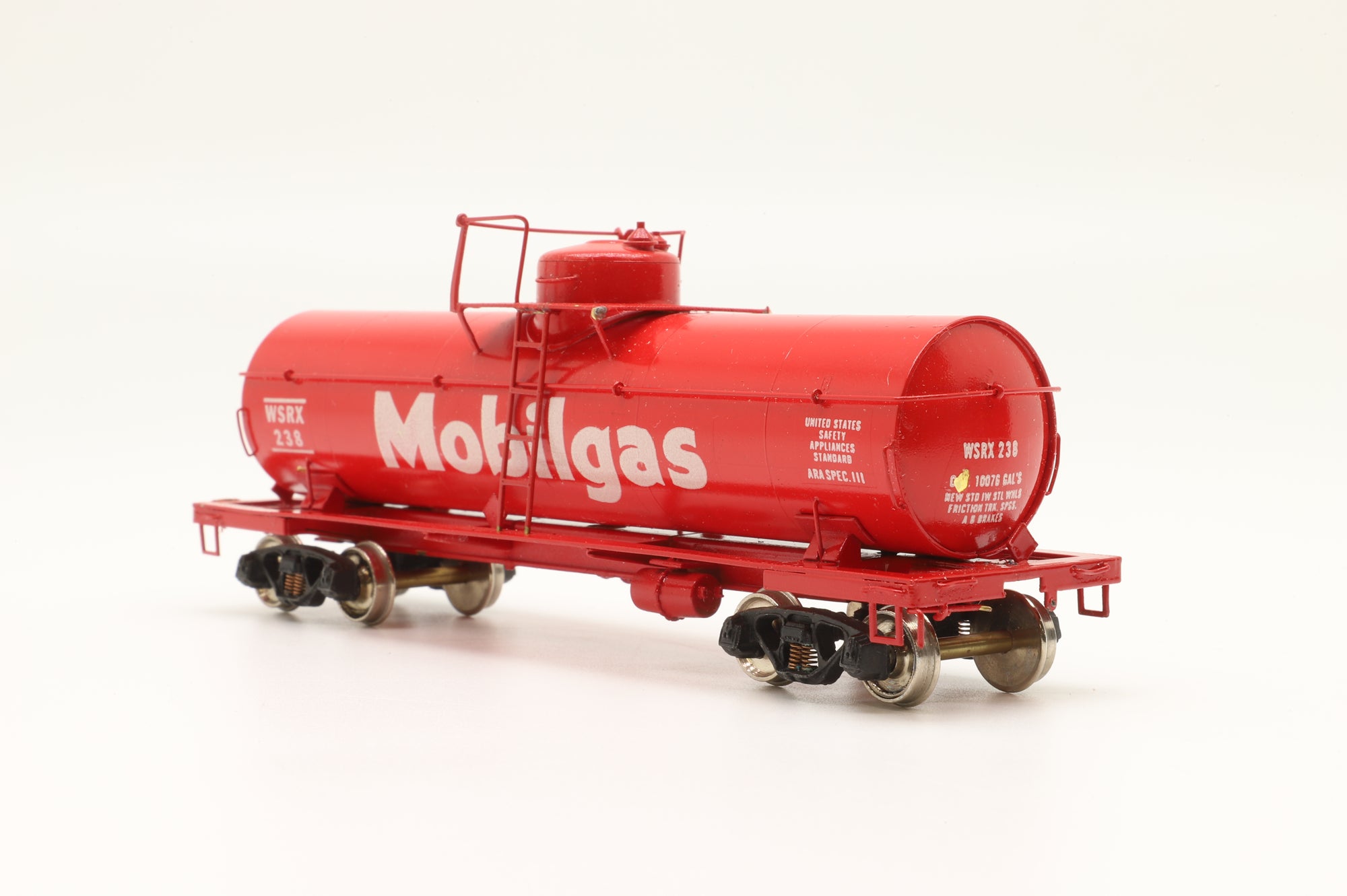 Iron Horse Models HO Brass #15658 8,000 Gallon Tank Car 'Mobilgas'