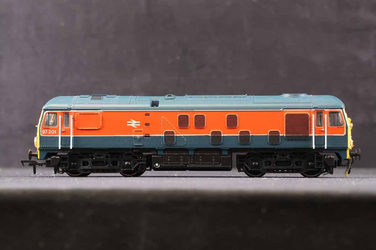 Bachmann OO Ex Class 24 &#39;97201&#39; RTC Livery, Repainted