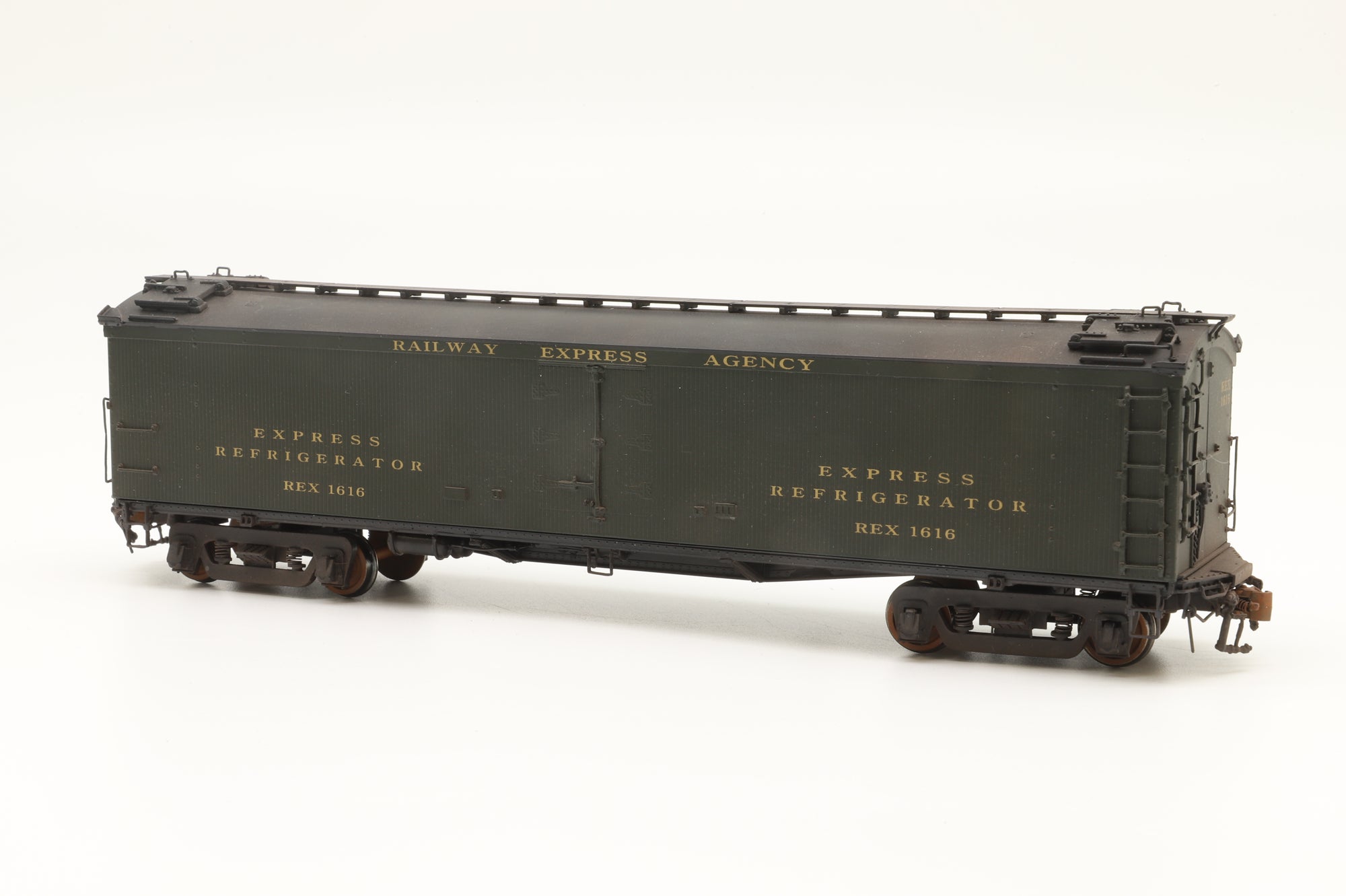 Iron Horse/Precision Scale HO Brass 17804-14 REX BR Class 53' 6'' REEFER Car w/ Miner Brake System #1616 - Weathered