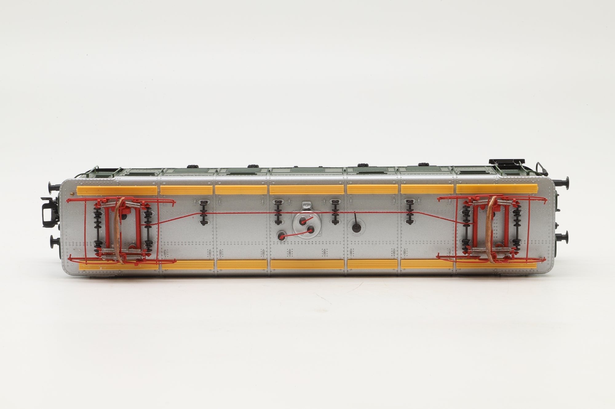 Roco HO 69622 E16 Overhead Electric Locomotive DR 3 Rail DCC Fitted