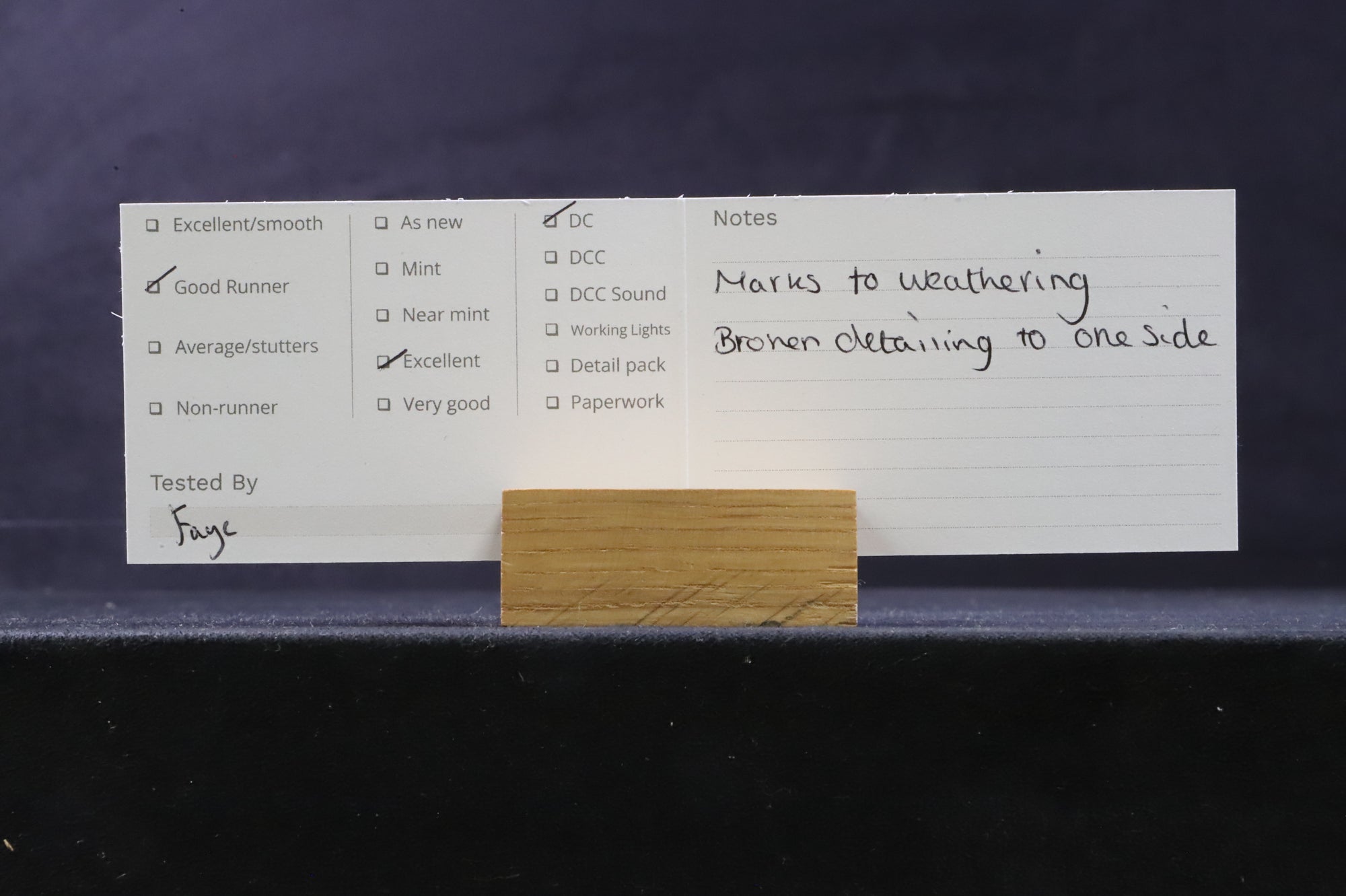 Bachmann OO 32-117 Class 08 D3963 in BR Green w/ Wasp Stripes - Weathered