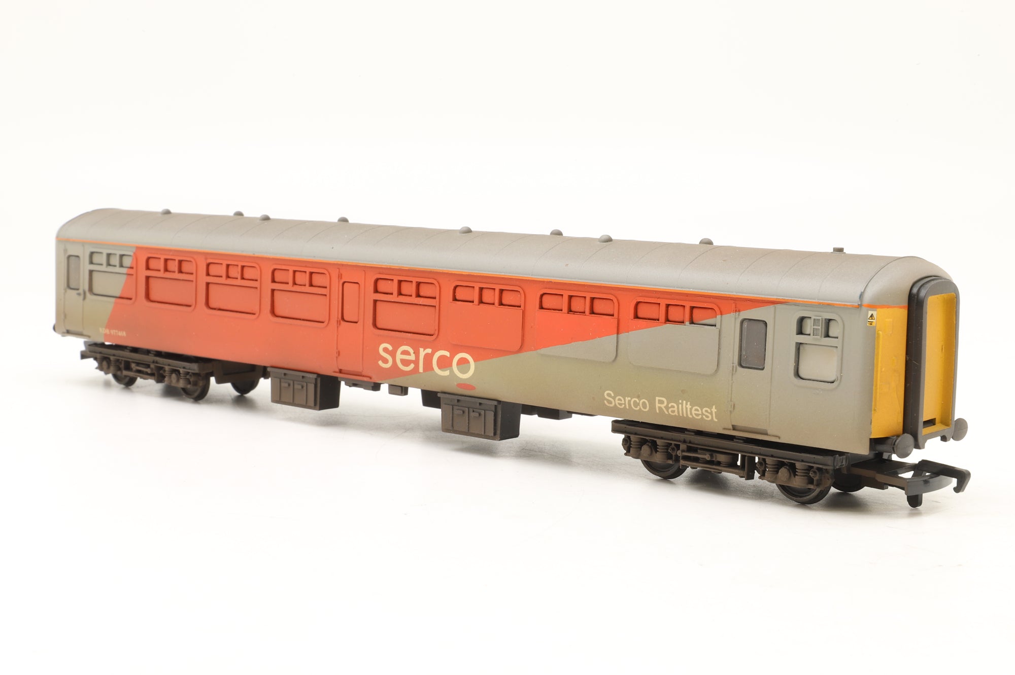 Custom OO Mk2 RDB468 Serco Railtest Coach – Weathered