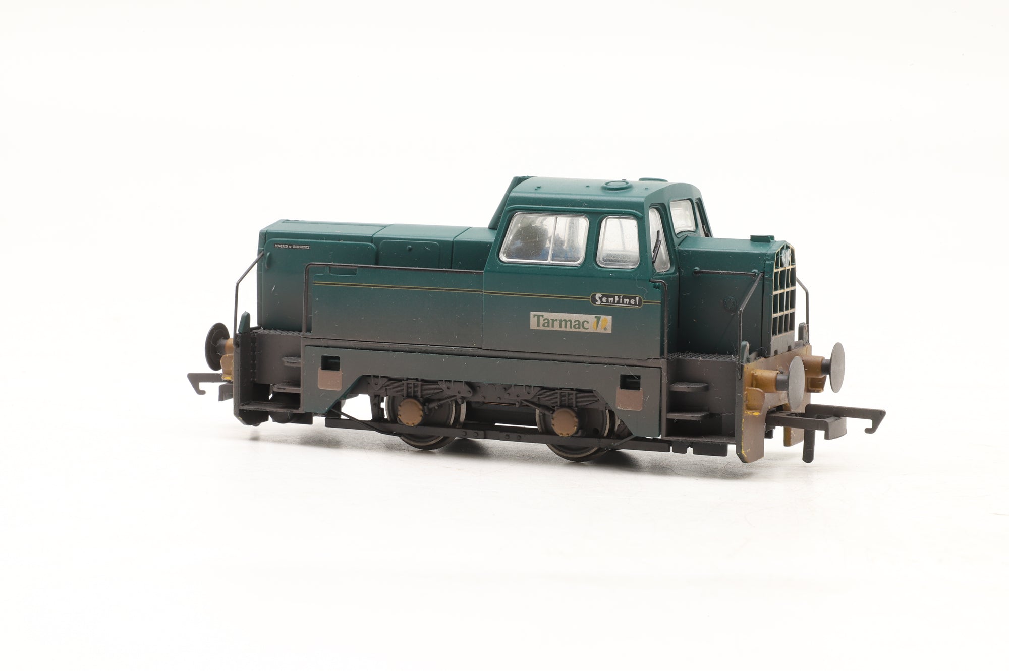 Hornby OO R3180 Sentinel 4wDM Shunter in Tarmac Green – Weathered