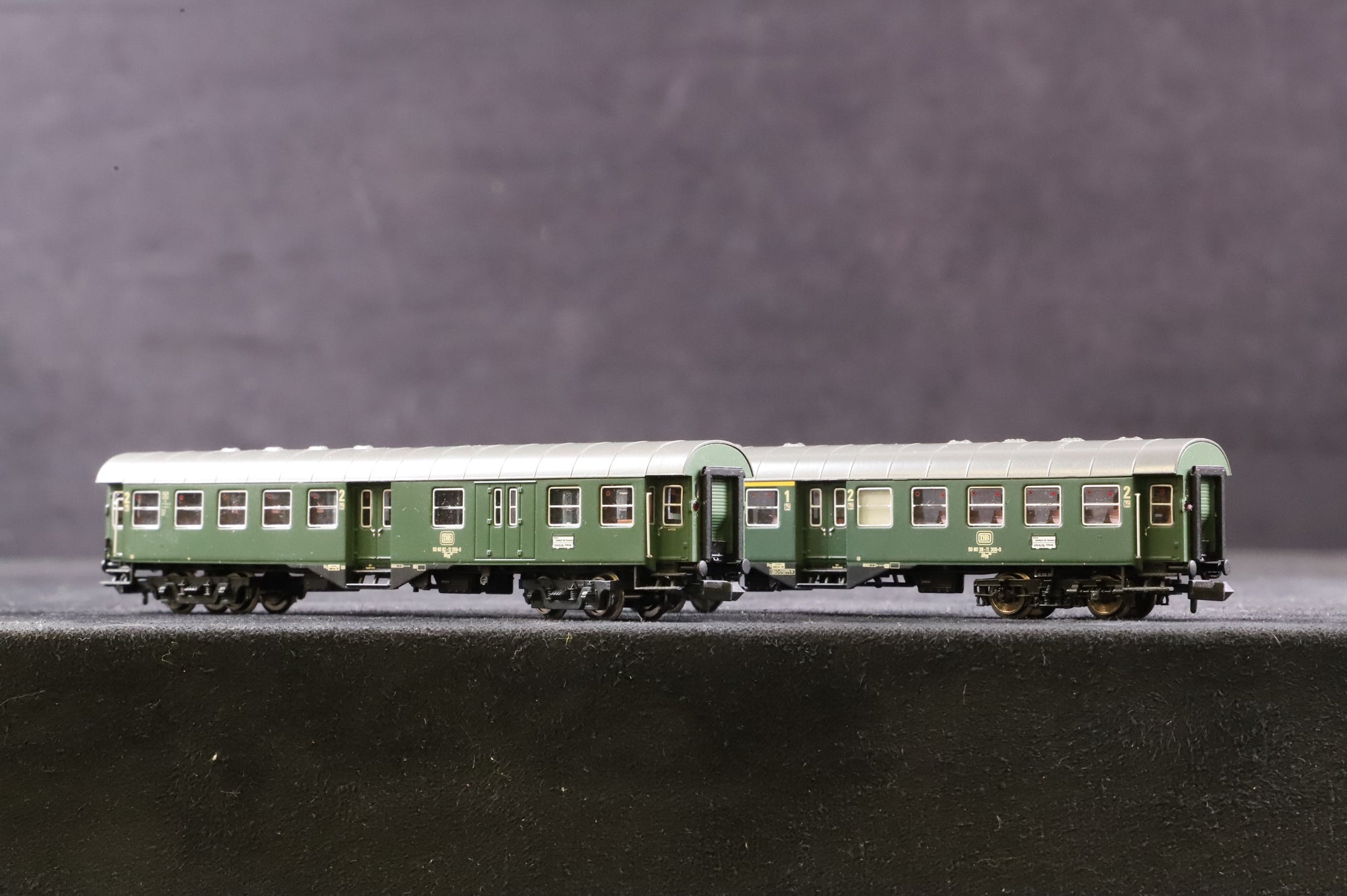 Minitrix N 15077 Commuter Car Set