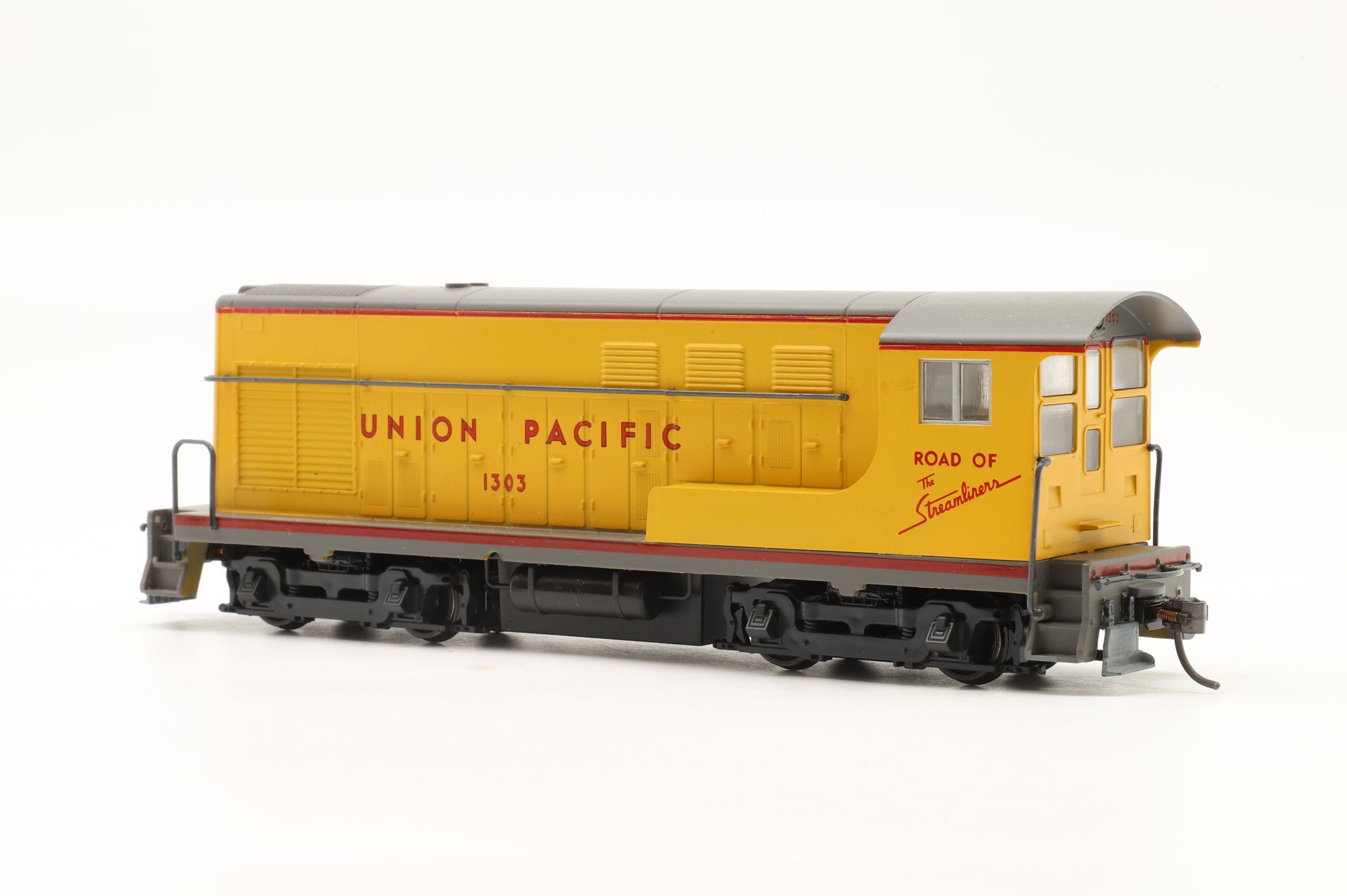 Walthers HO 932-1217 H10-44 #1303 in UP Livery