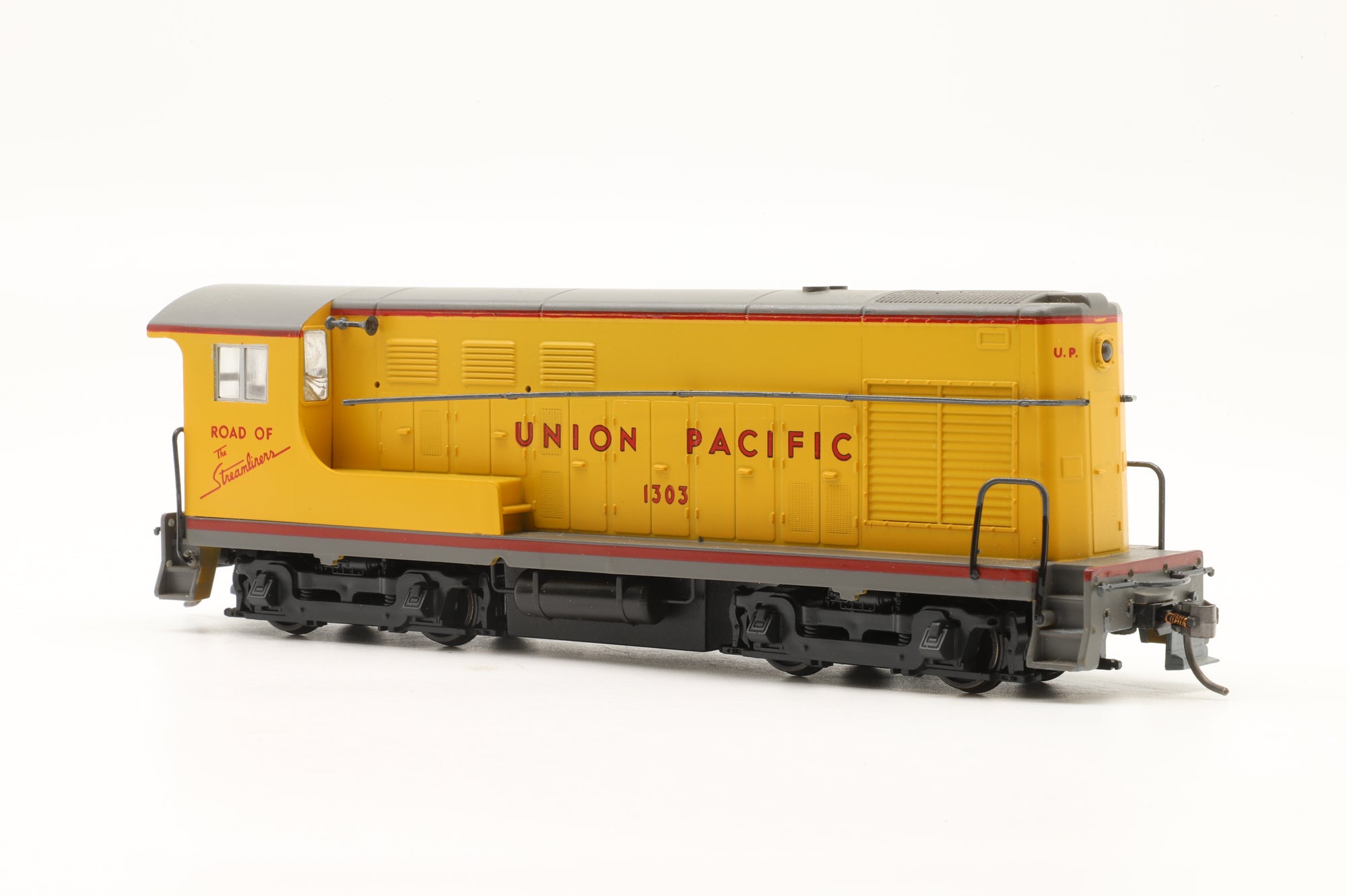 Walthers HO 932-1217 H10-44 #1303 in UP Livery