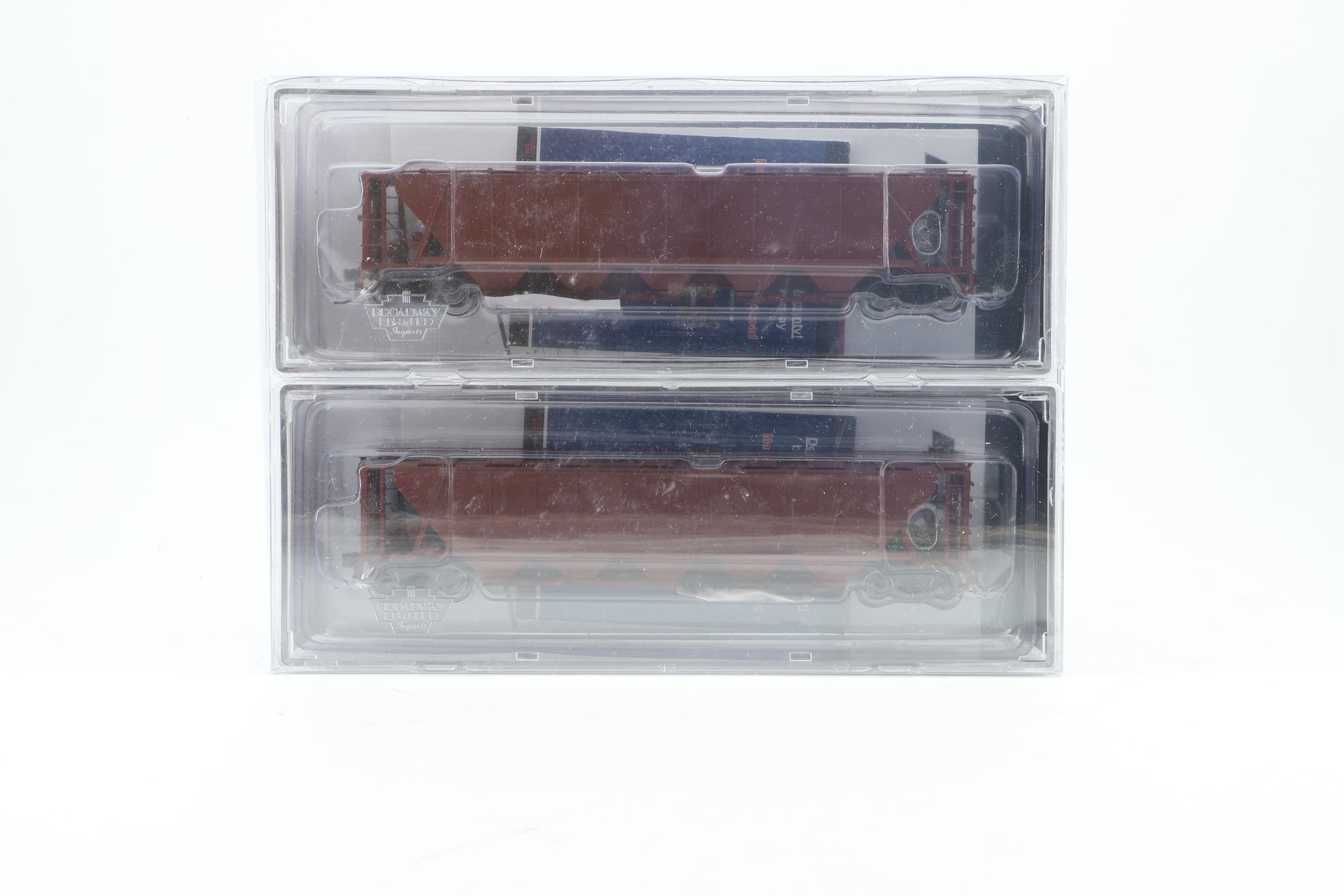 Broadway Limited HO 1890 Pack of 4 H32 Covered Hoppers in Unbranded Red