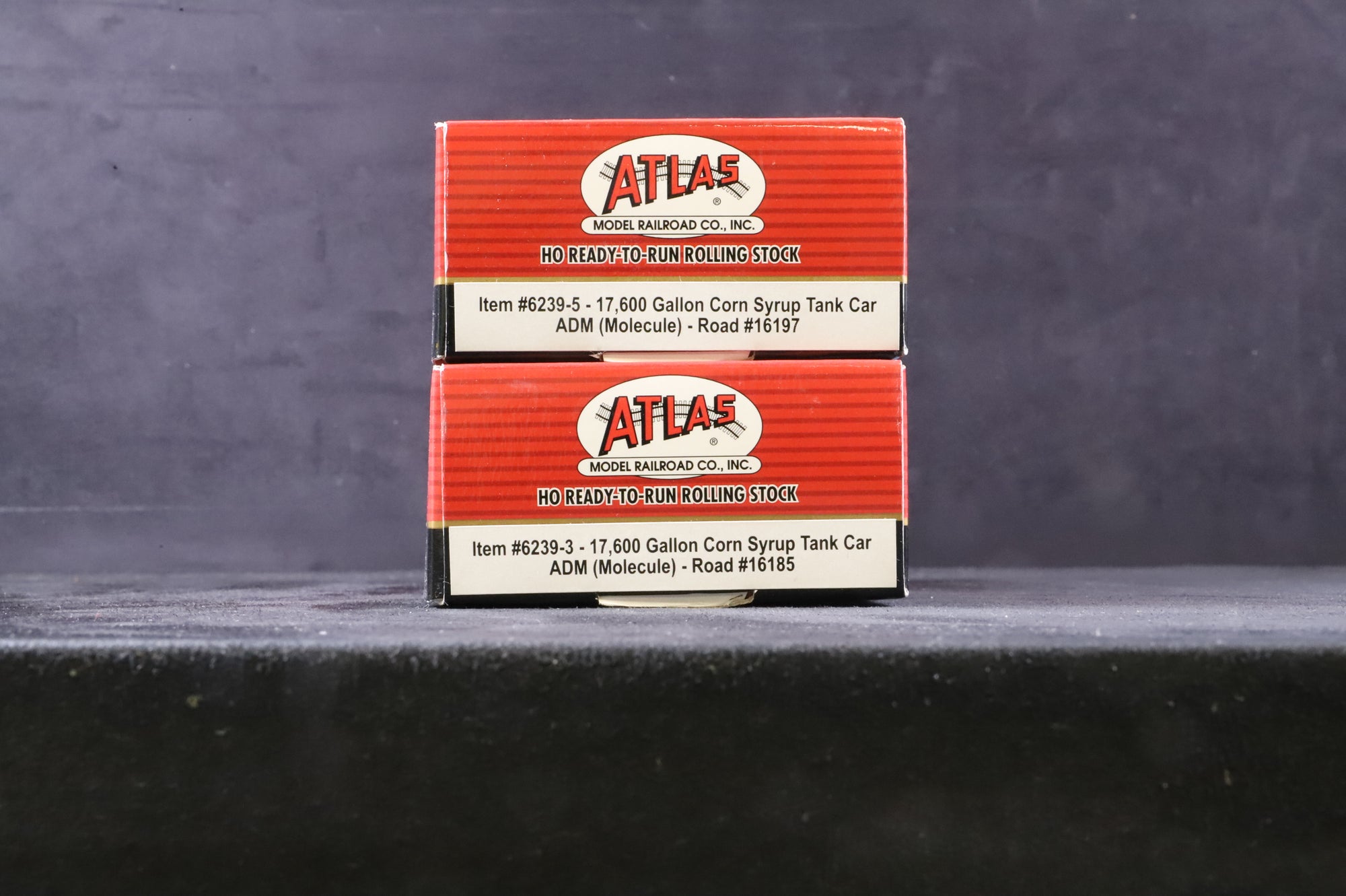 Atlas HO Rake Of 2 17600 Gallon Corn Syrup Tank Cars Inc. 6239-3 & 6239-5