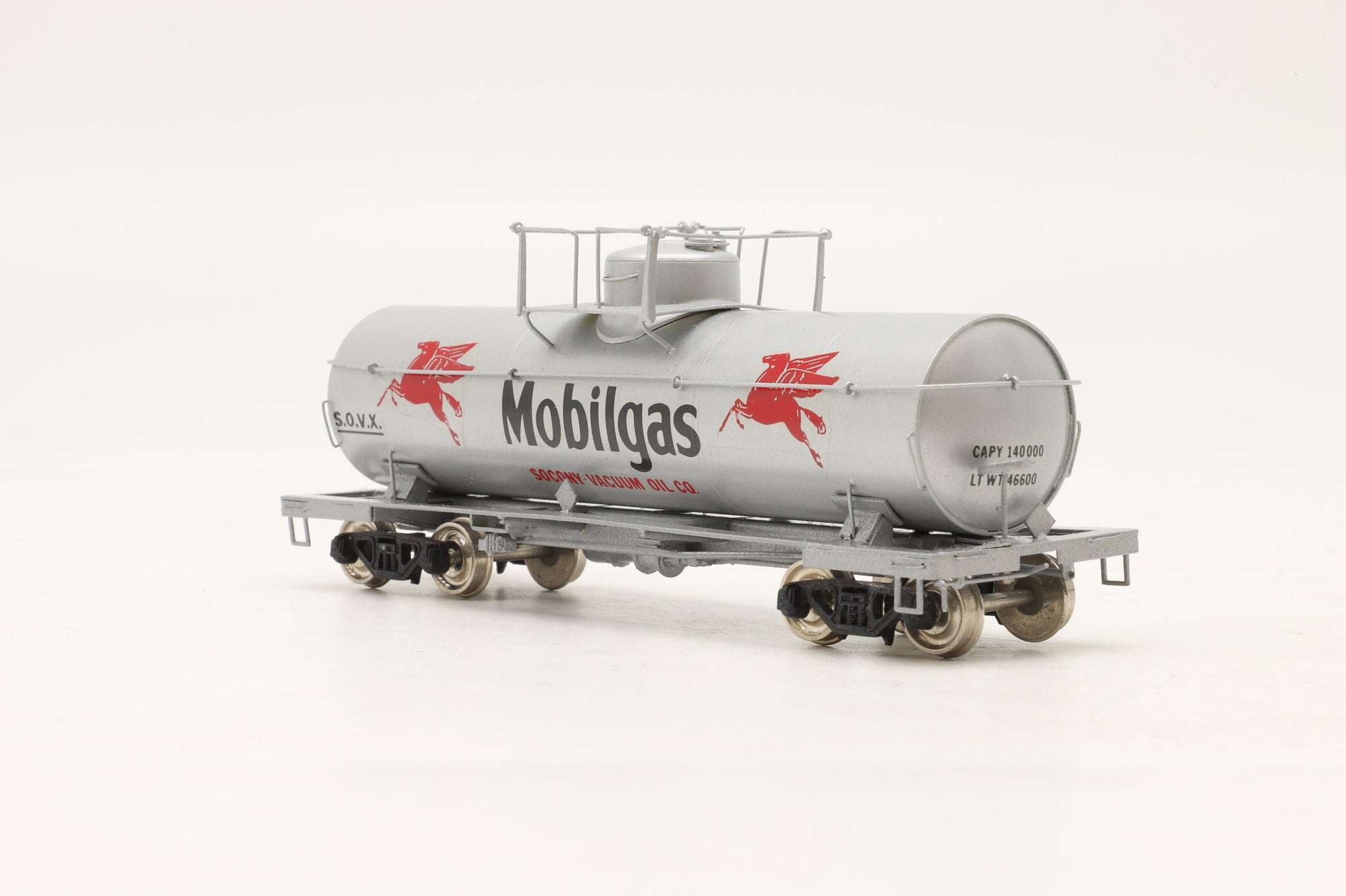 Iron Horse HO Brass 15656 8,000 Gallon Tank Car in Mobile Gas Silver