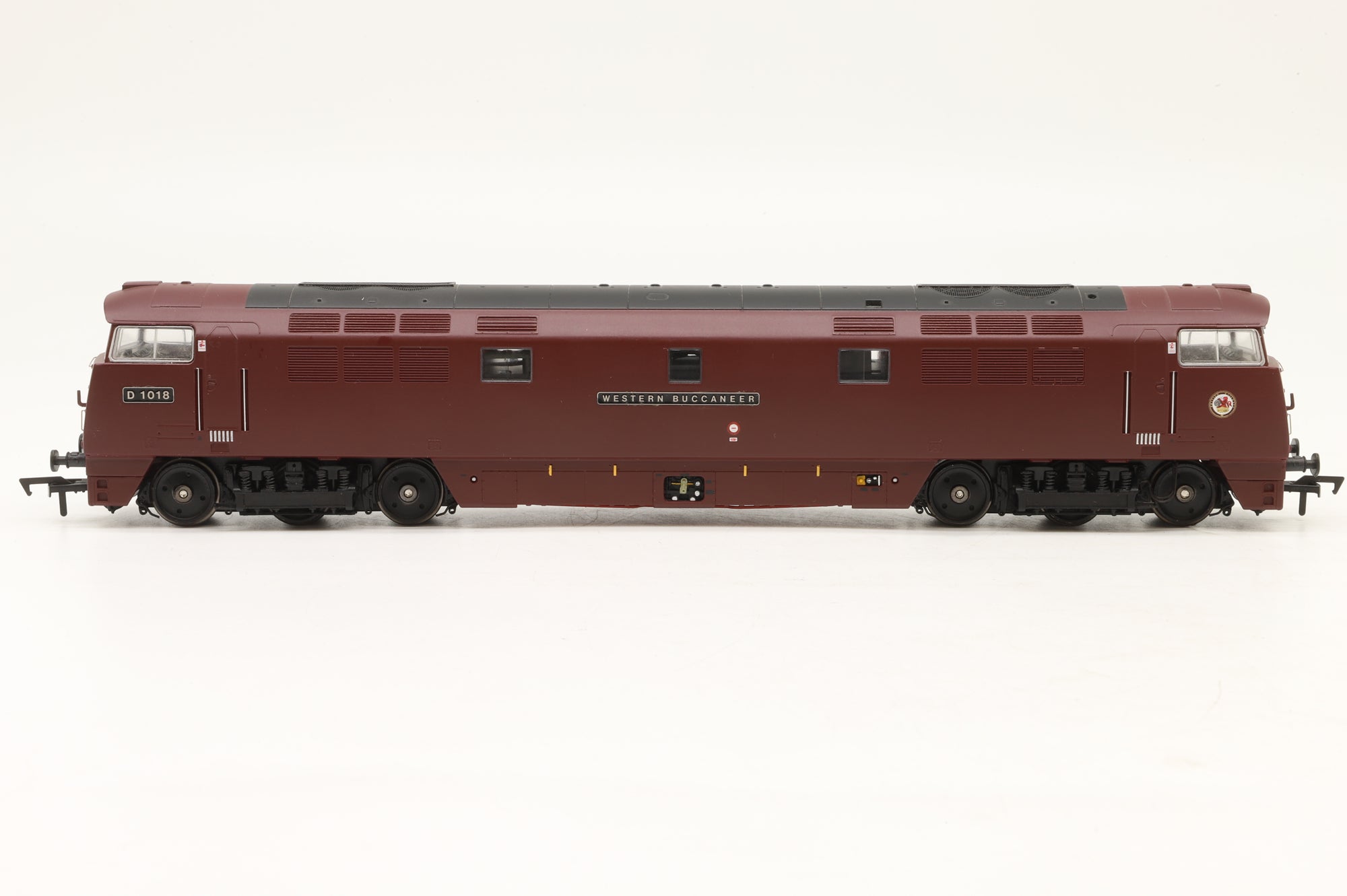 Dapol OO LTM2 'D1018' 'Western Buccaneer' BR Maroon SYE