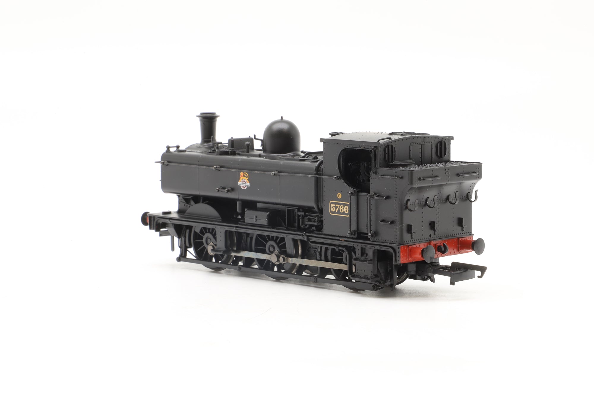Bachmann OO 32-214 Class 57XX Pannier Tank '5766' BR Black Early Emblem, DCC Fitted