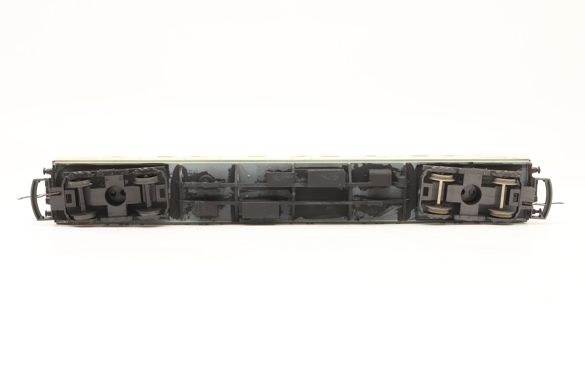 Custom OO Mk1 BG 186187033147 in Network Rail Livery