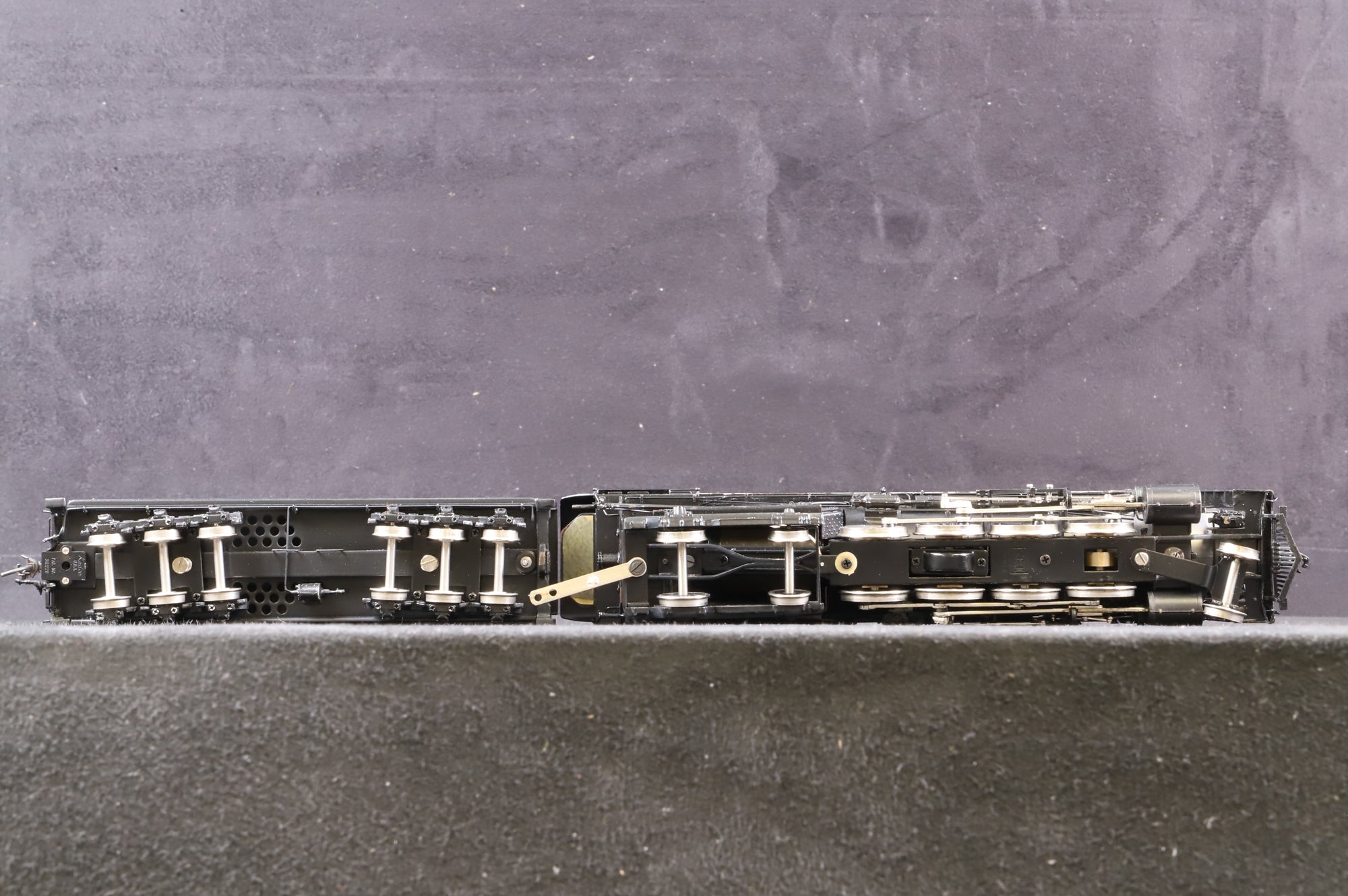 Pacific Fast Mail HO Brass 2-8-4 Illinois Central 7000 Series '7044'