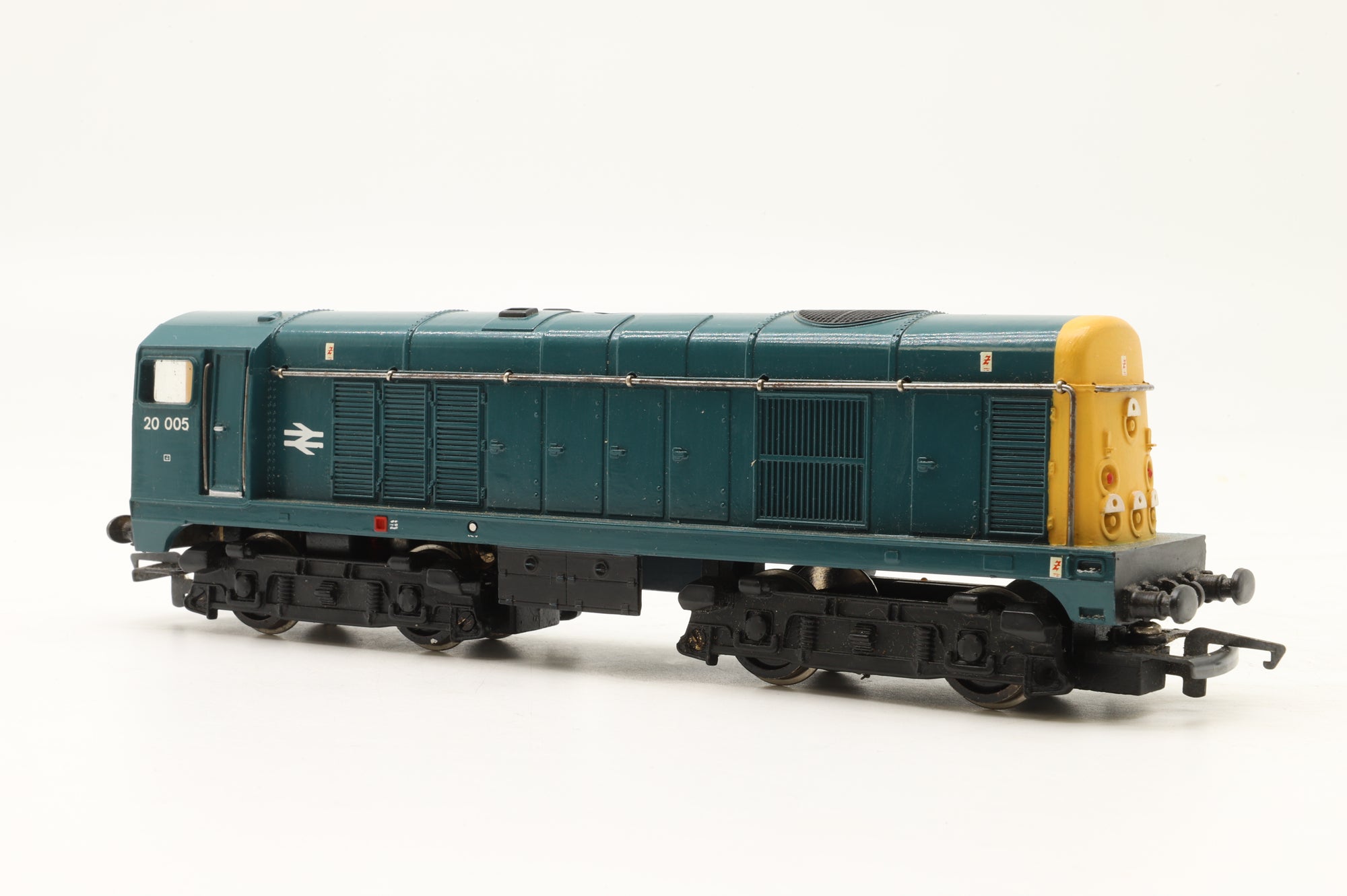 Wrenn OO W2230 Class 20 20005 in BR Blue
