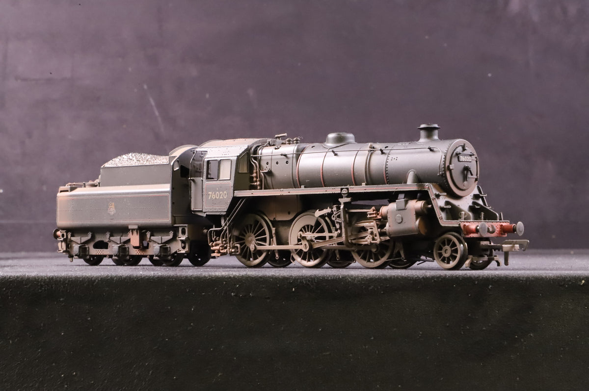 Bachmann OO 32-953DC Standard Class 4MT 76020 in Lined BR Black w/ Early Crests - Weathered