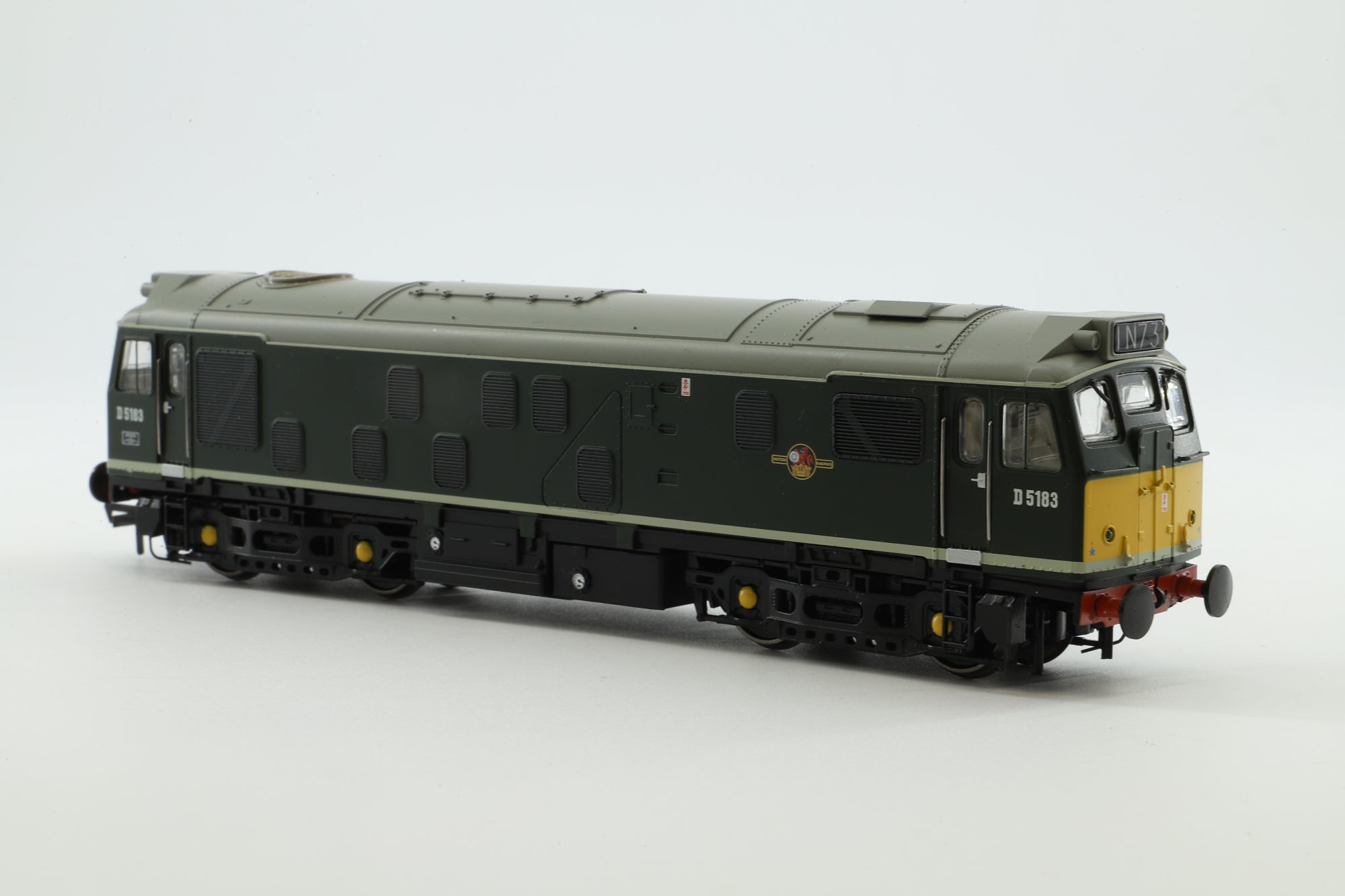 Bachmann OO 32-330DS Class 25/1 D5183 in BR Green w/ SYPs - DCC Sound