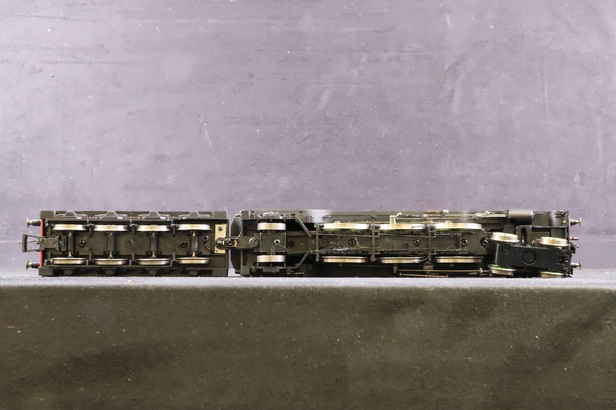 Hornby OO R2405 Class A1 '1470' 'Great Northern' LNER Green