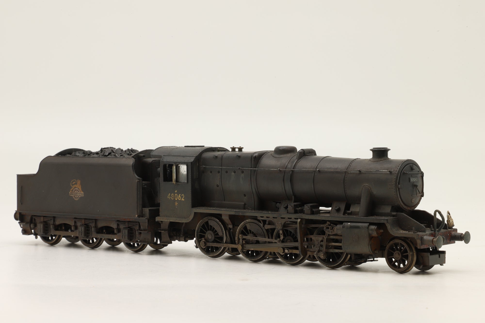 WORKSHOP Hornby R2395A OO Class 8f '48062' BR Black Weathered Non Runner