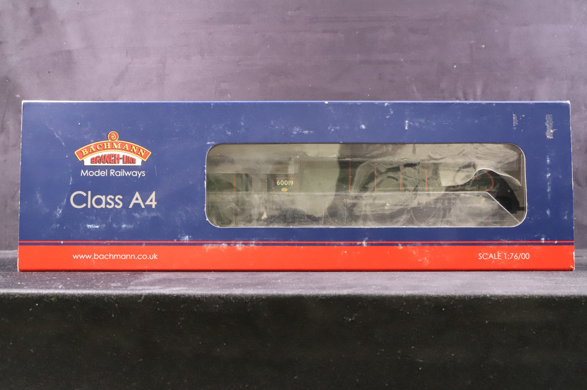 Bachmann OO 31-963 Class A4 &#39;Bittern&#39; 60019 BR Lined Green Late Crest
