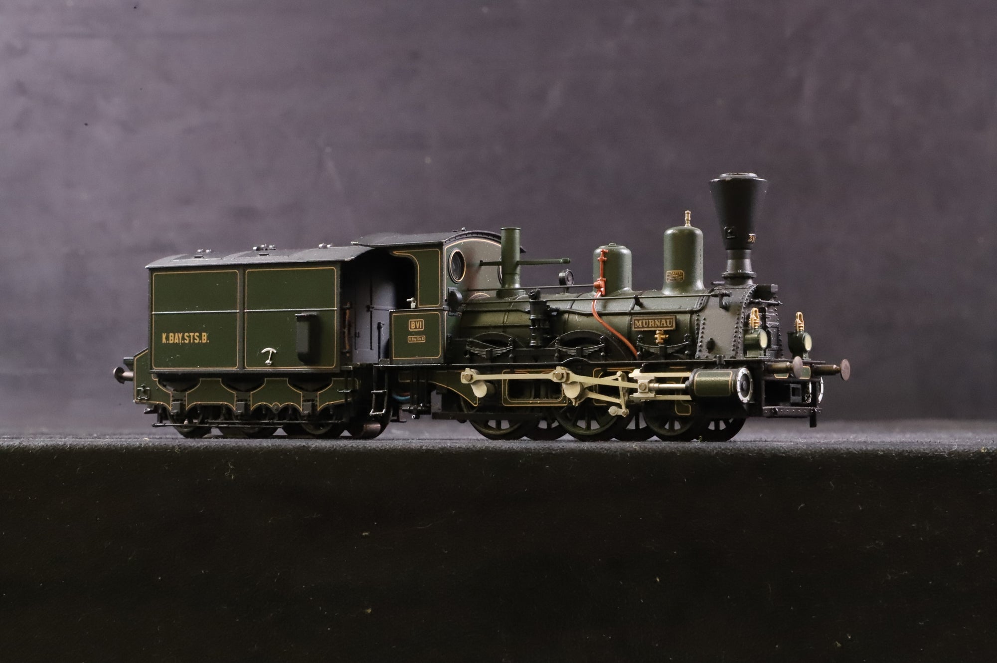 Marklin HO 3797 Series B Loco No.VI 'Murnau' in K.Bay.Sts.B Lined Green