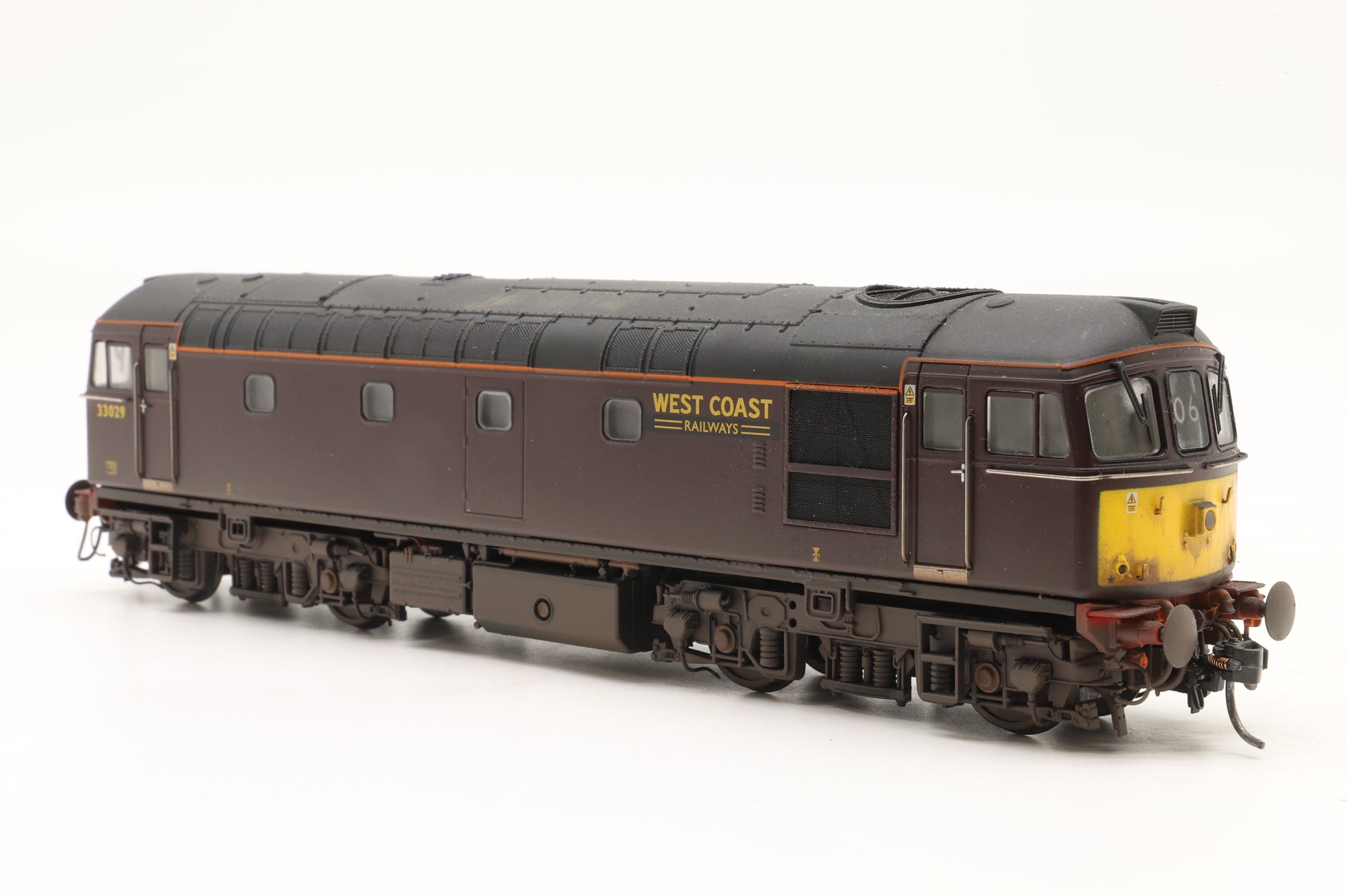 Heljan OO 3460 Class 33 33029 in West Coast Livery – Weathered & DCC Sound