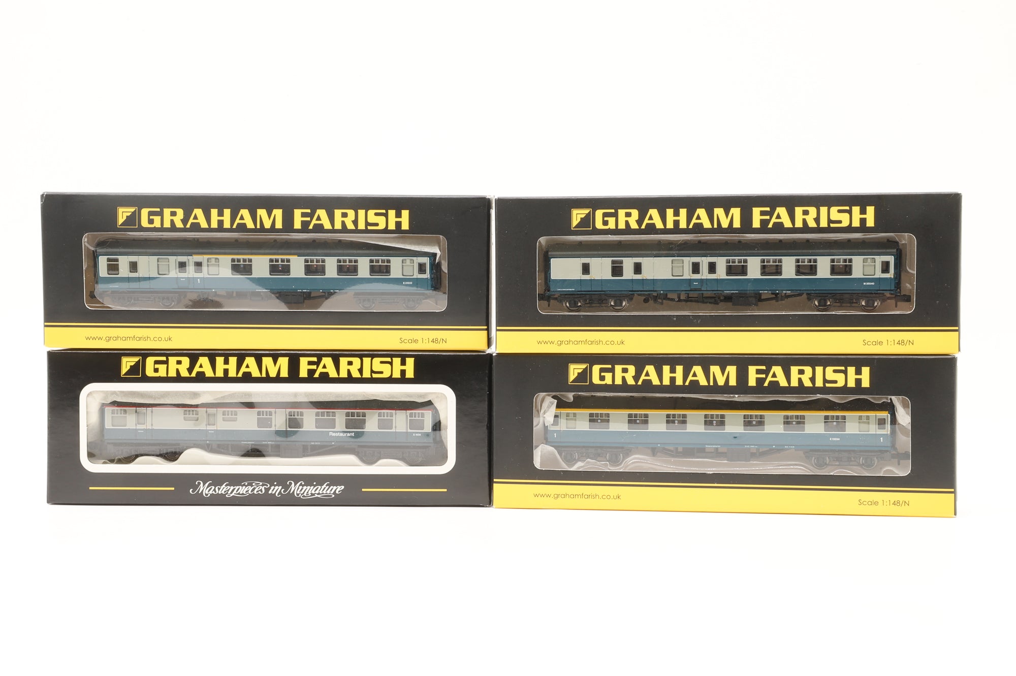 Graham Farish N Rake of 4 Mk1 Blue & Grey Coaches