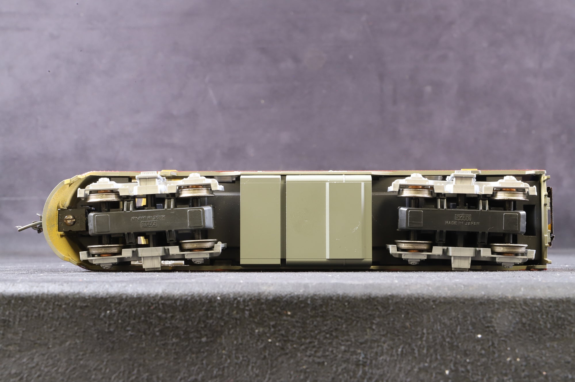 Stewart Hobbies HO 9181 F7B Phase 1 Union Pacific Diesel Locomotive