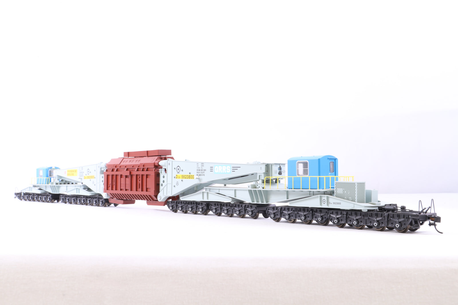 Bachmann China HO CF00804 380-TON Schnabel Wagon Set in China Railways Grey