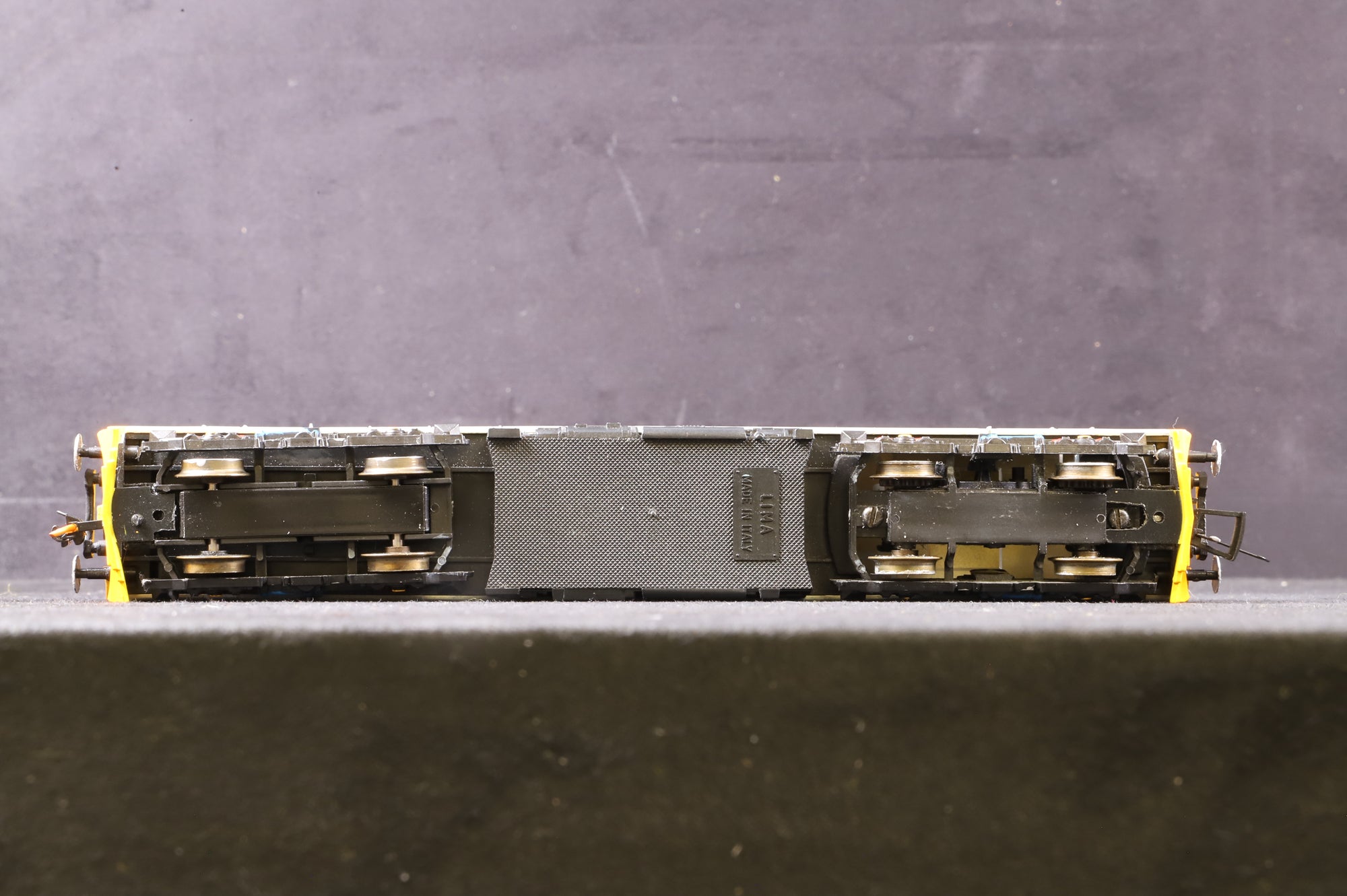 Hornby OO Class 73 '73128' Triple Grey Repainted Dummy