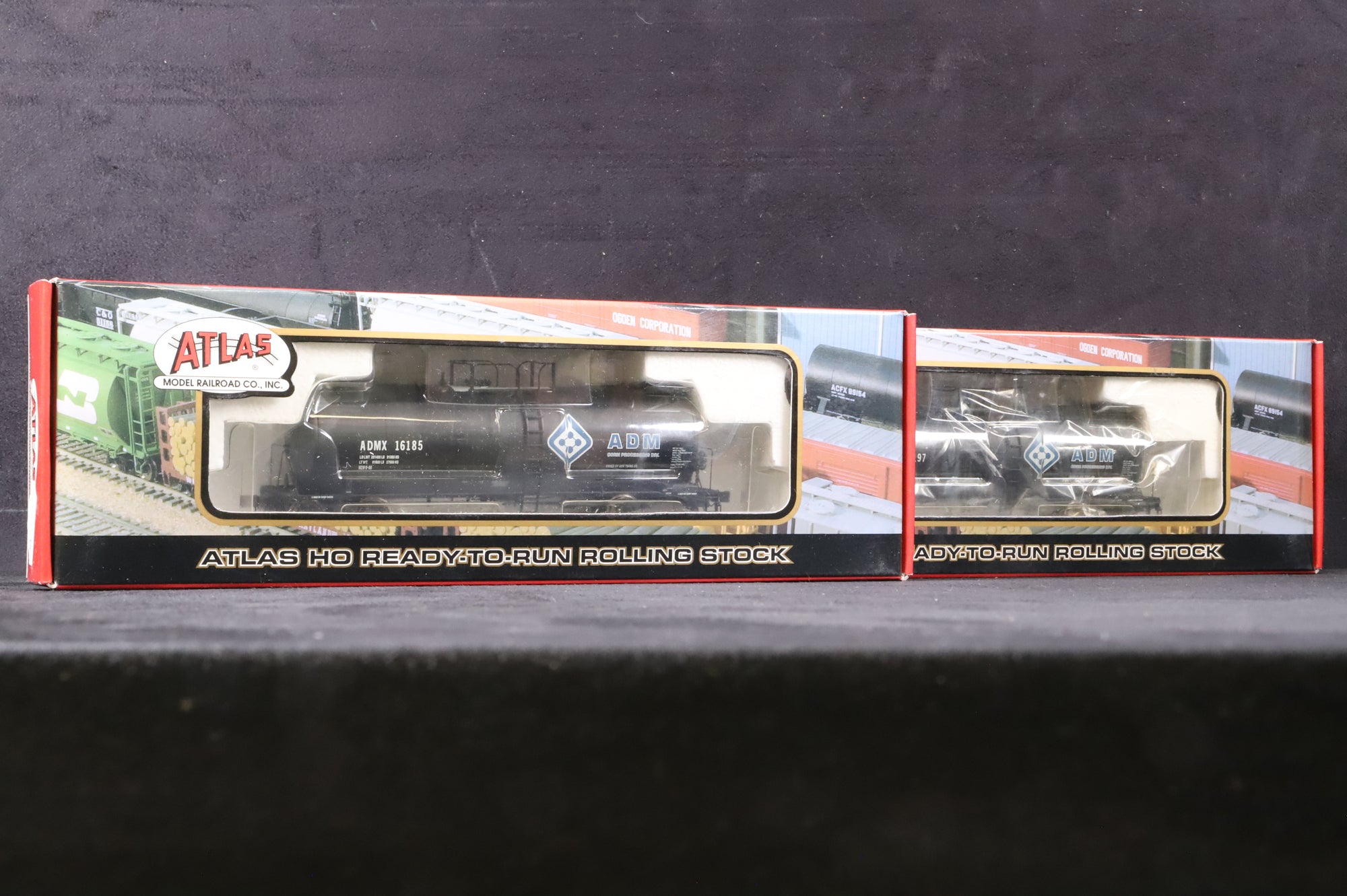 Atlas HO Rake Of 2 17600 Gallon Corn Syrup Tank Cars Inc. 6239-3 & 6239-5