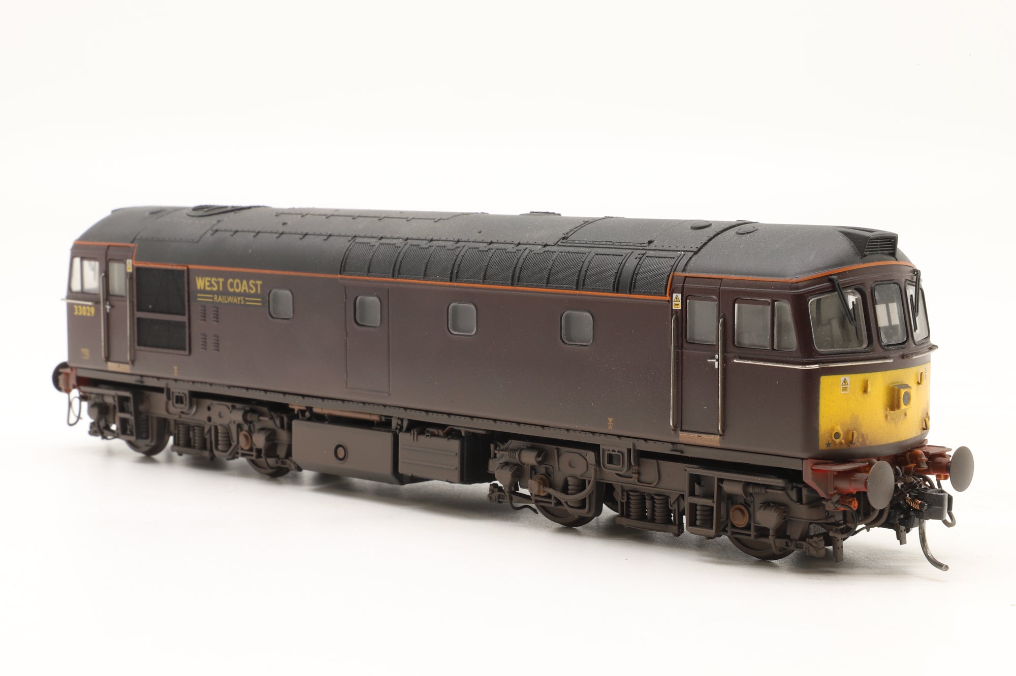 Heljan OO 3460 Class 33 33029 in West Coast Livery – Weathered & DCC Sound