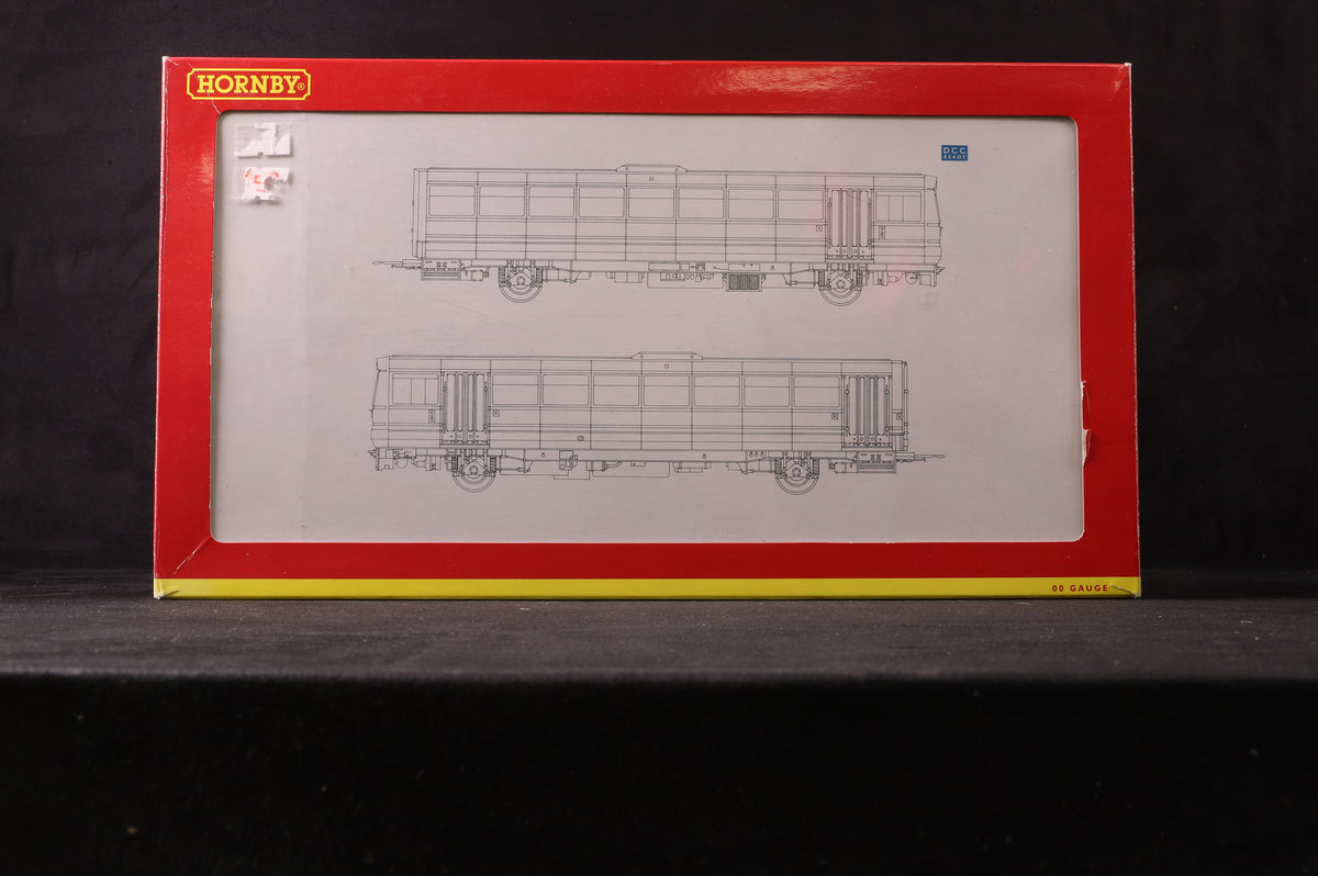 Hornby OO R2700 Class 142 Pacer 2 Car DMU