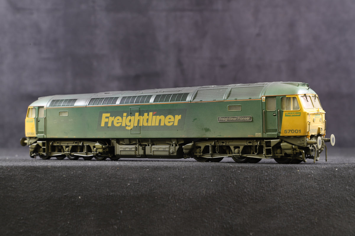 Bachmann OO Class 57 &#39;57001&#39; &#39;Freightliner Pioneer&#39; Freightliner Renamed, Renumbered &amp; Weathered