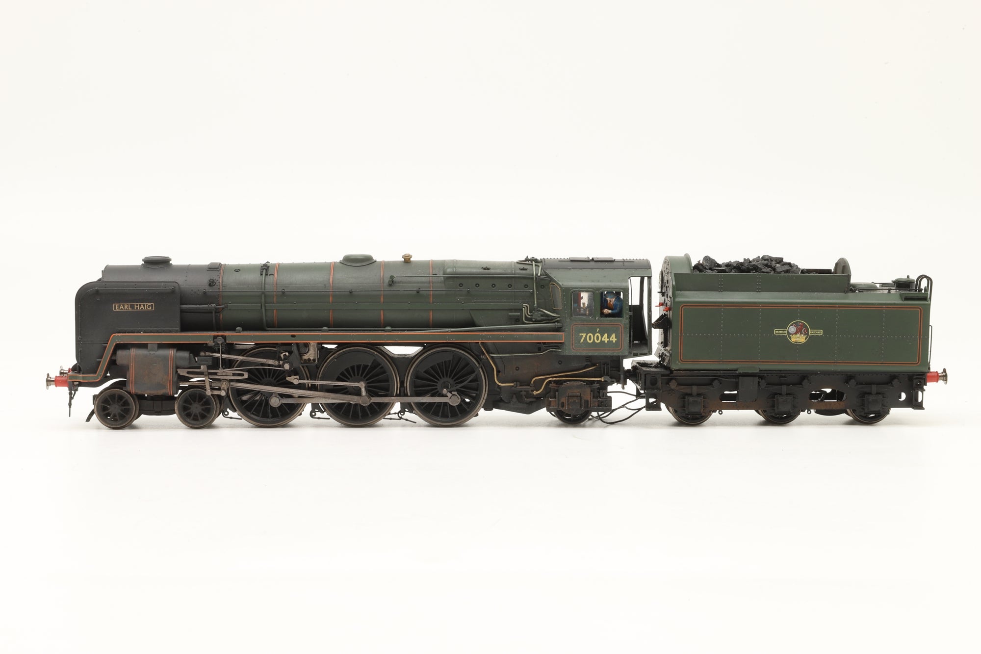 Hornby OO Britannia Class '70044' 'Earl Haig' BR Lined Green L/C Weathered DCC Sound