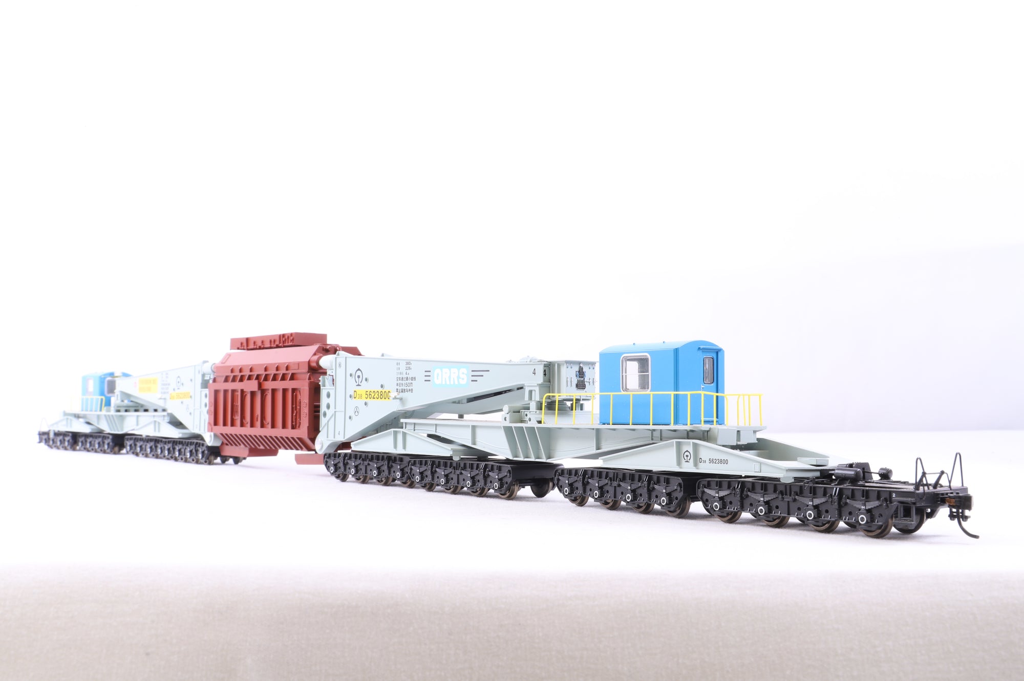 Bachmann China HO CF00804 380-TON Schnabel Wagon Set in China Railways Grey