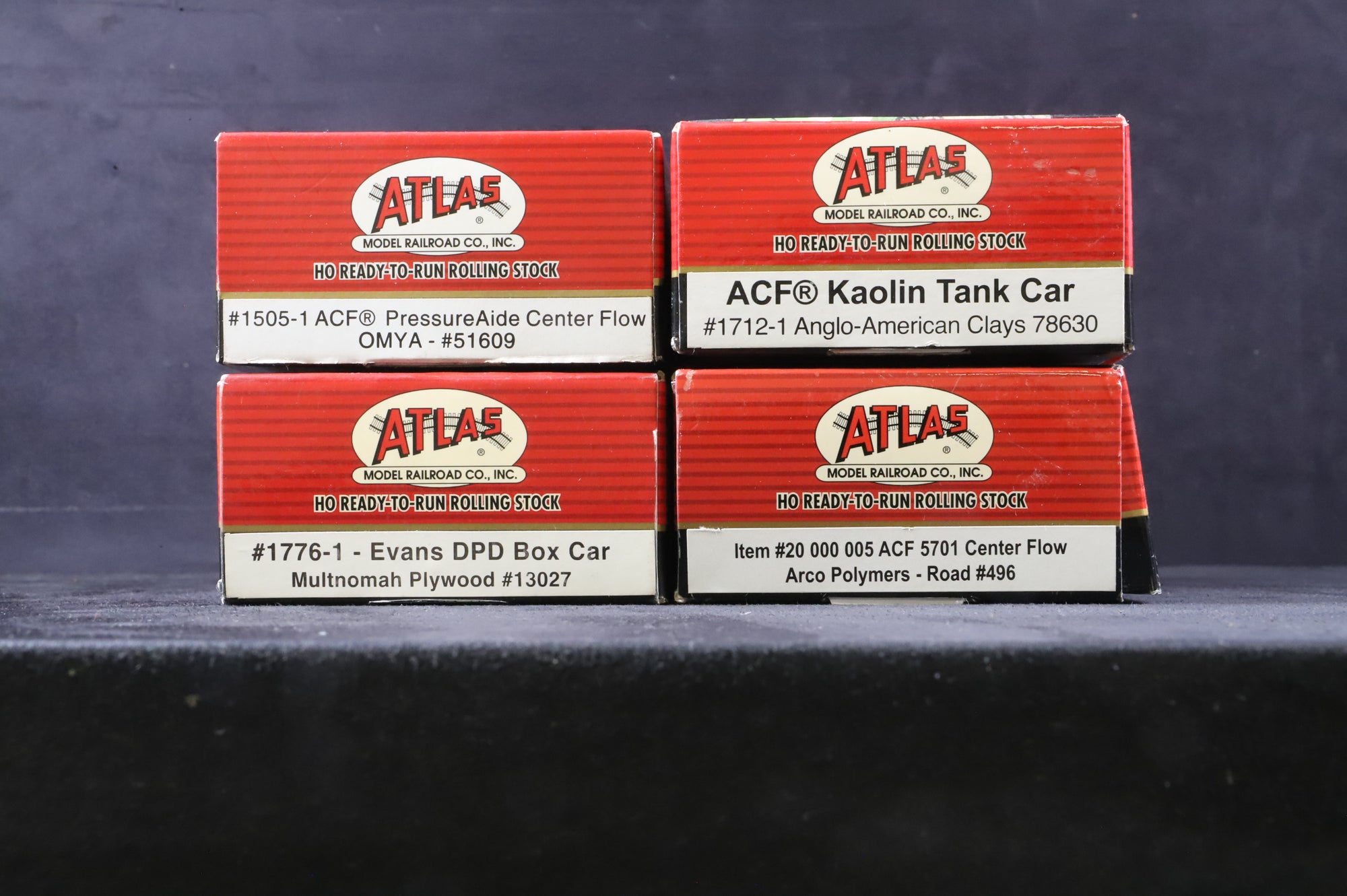 Atlas HO Rake Of 4 Assorted Private Owner Wagons Inc. 1776-1, 1712-1, 1505-1 & 20 000 005