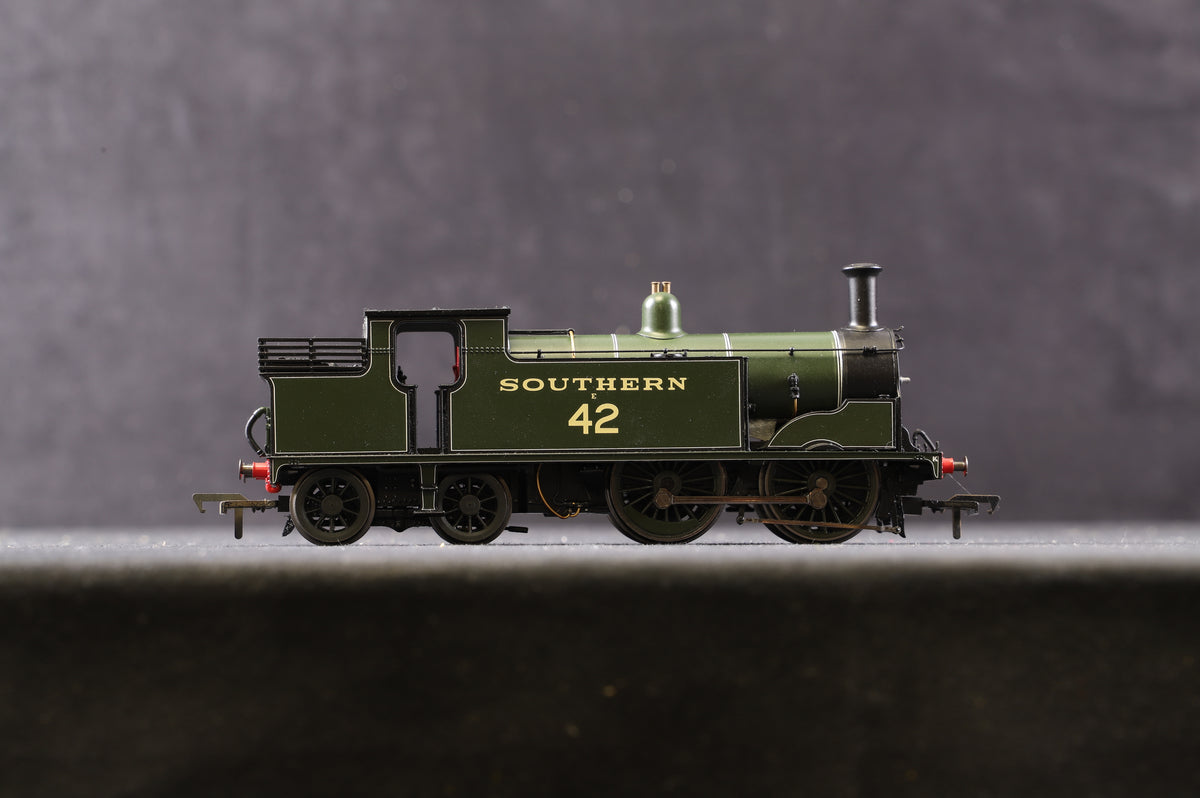 Hornby OO R2840 SR 0-4-4T Class M7 Steam Locomotive &#39;42;