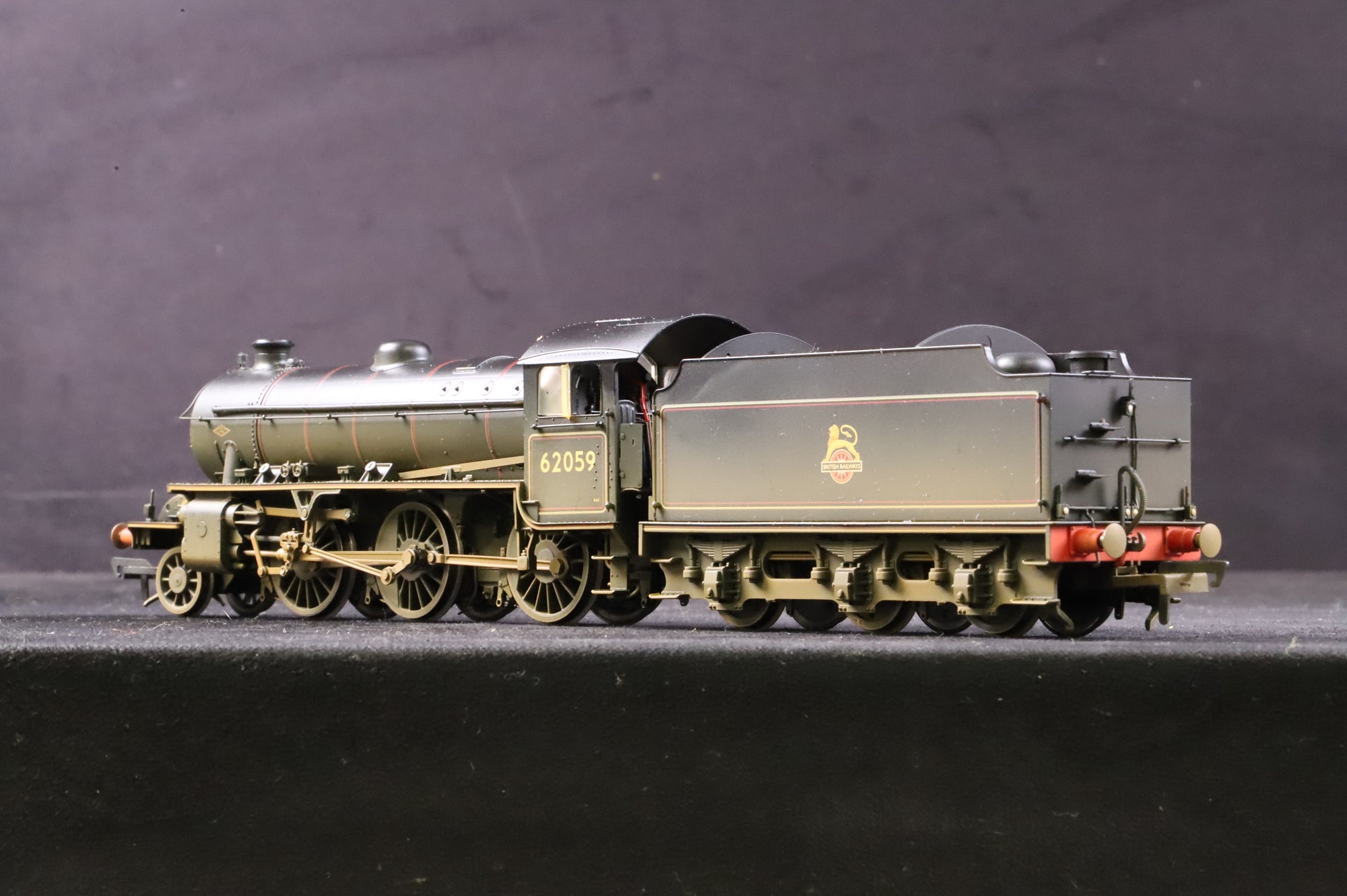 Hornby OO R3305 Class K1 62059 in Lined BR Black w/ Early Crests - Weathered