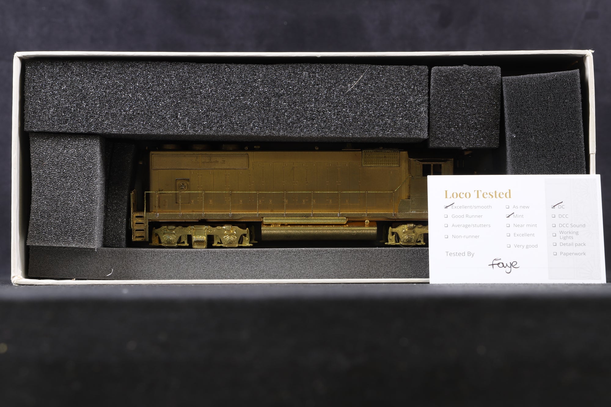 Pacific Pike HO CN GP40-2