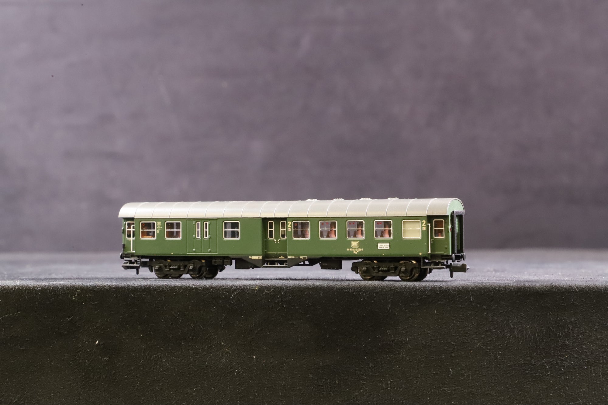 Minitrix N 15077 Commuter Car Set