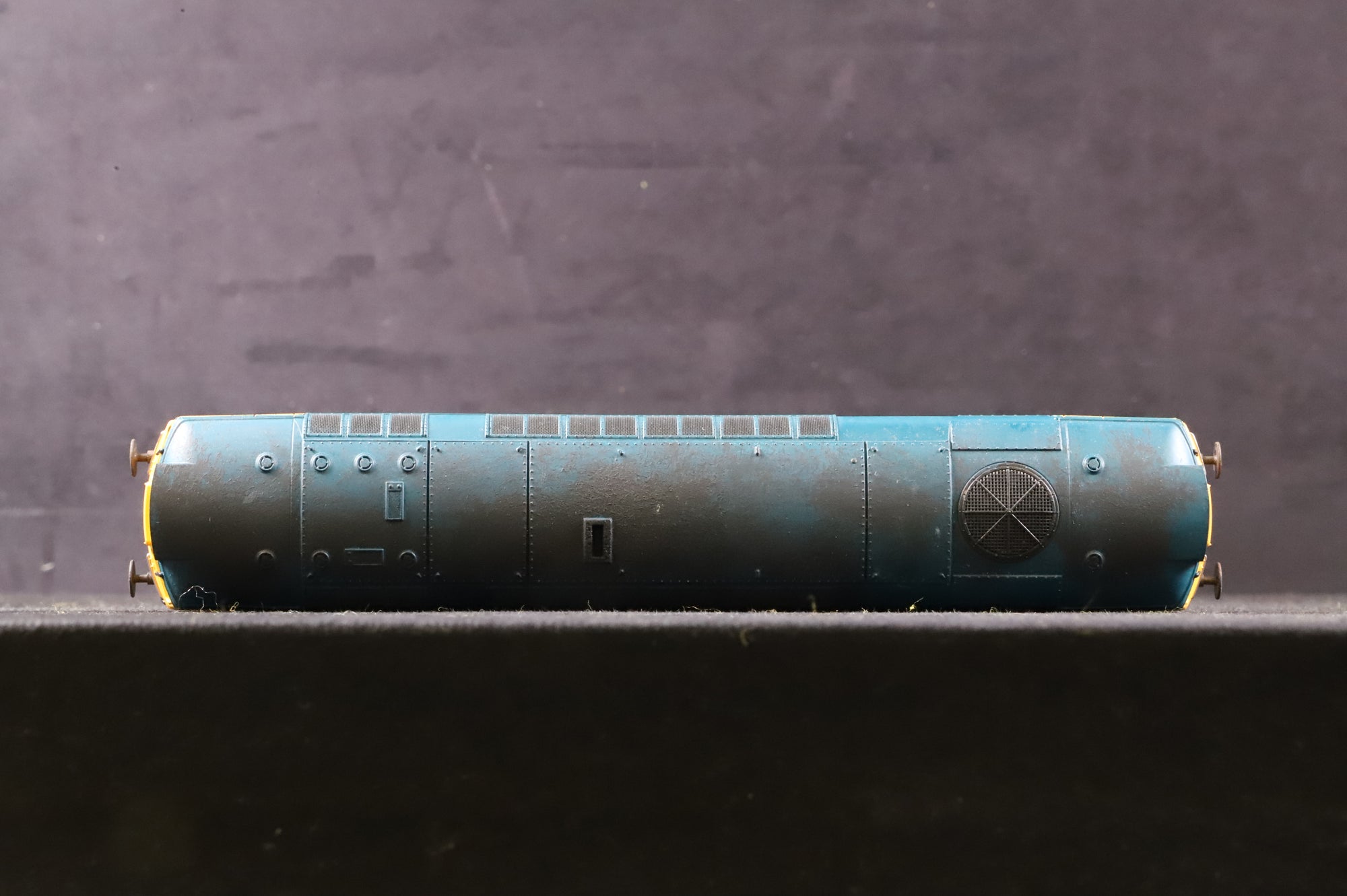 WORKSHOP Heljan OO Class 26 in BR Blue - Non Runner - Weathered