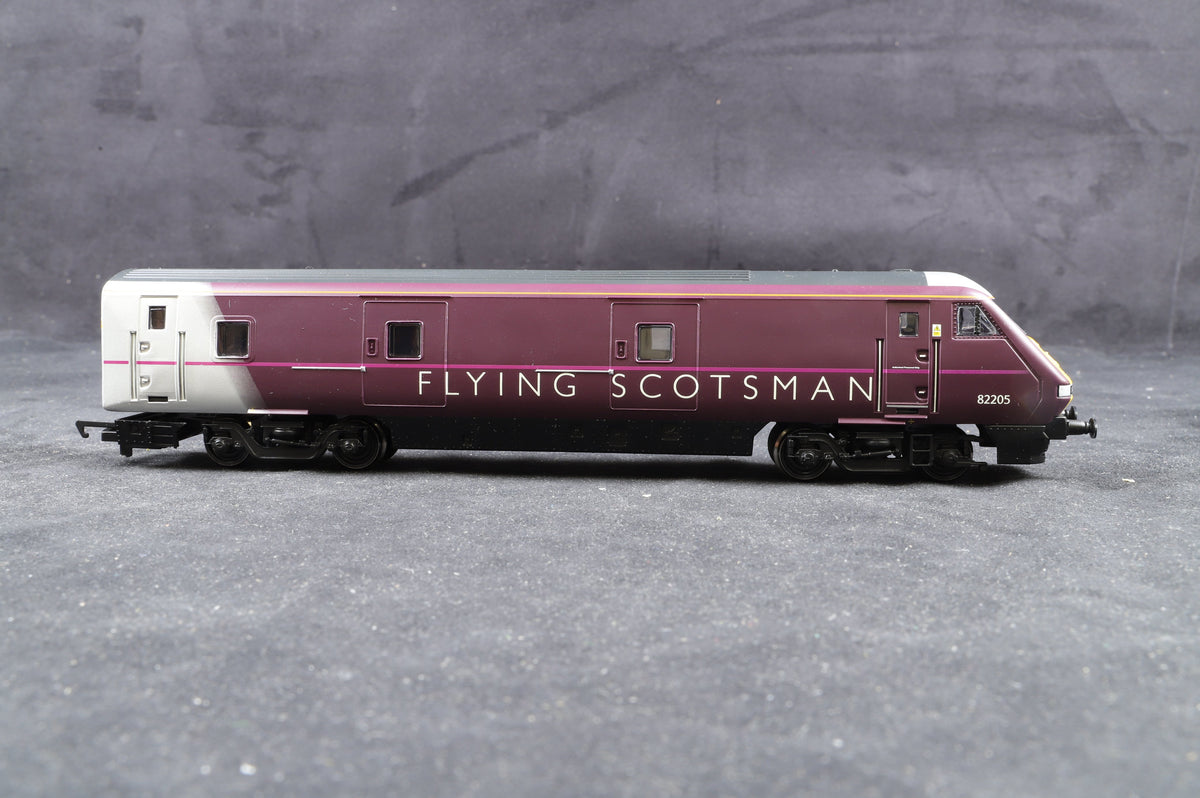 Hornby OO R3133 East Coast &#39;Flying Scotsman&#39; Train Pack
