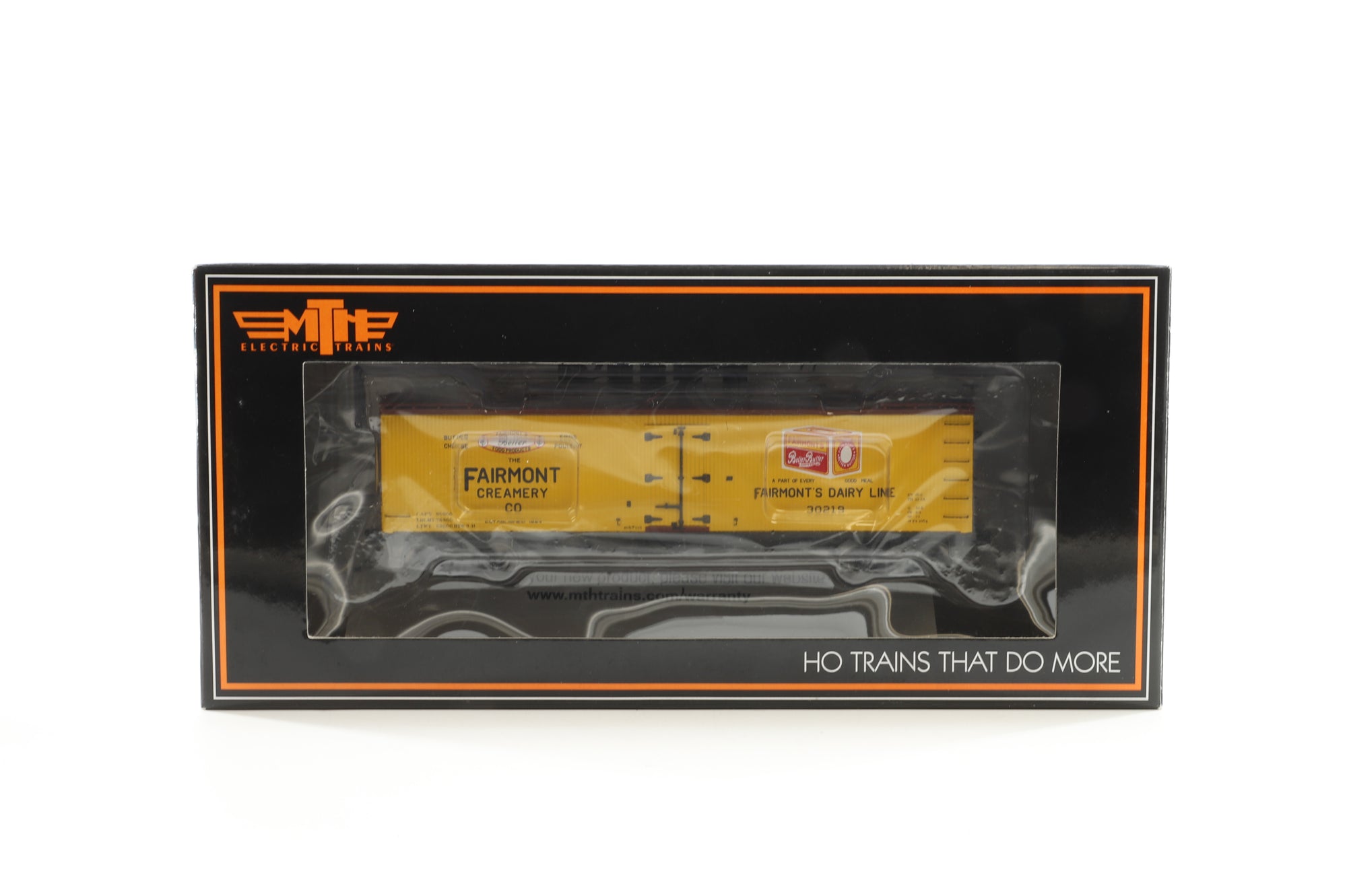MTH HO Rake of 5 R40-2 Reefer Cars, Fairmont Creamery, Inc. 80-90027A, B, C, D & E
