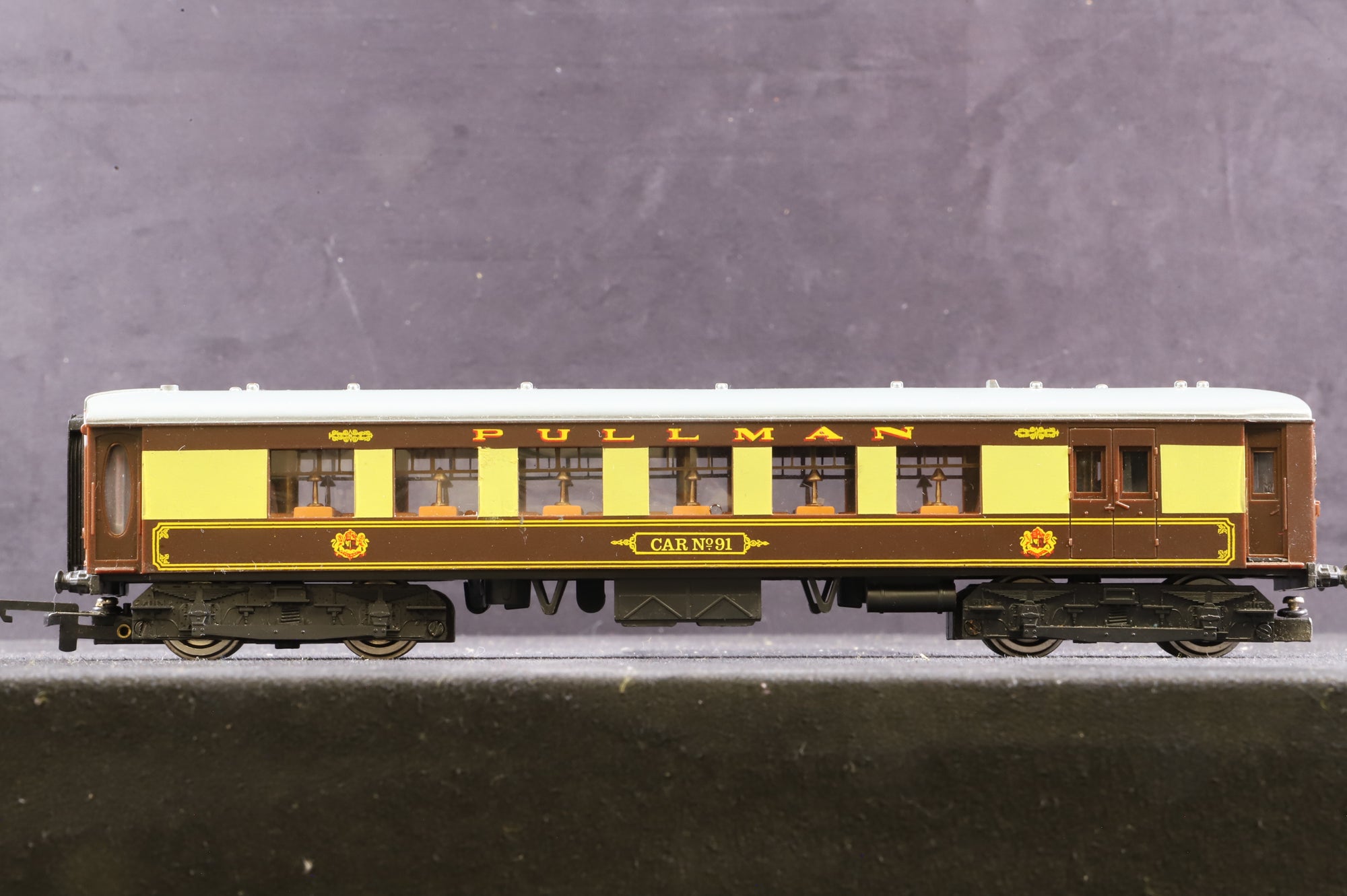 Wrenn OO W3006/7 SR Pullman Motor Coach & Dummy