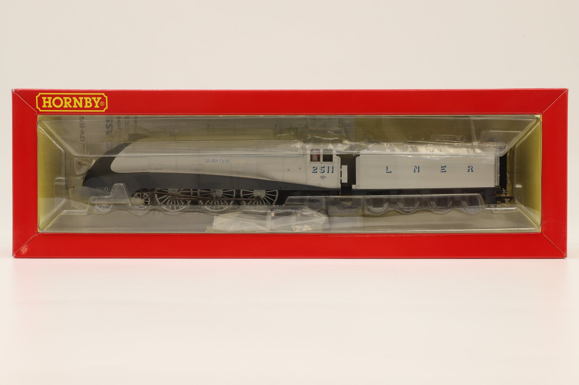 Hornby OO R3308 The Silver Jubilees A4 Class '2511' 'Silver King' LNER Silver Ltd Ed 492/ 1000