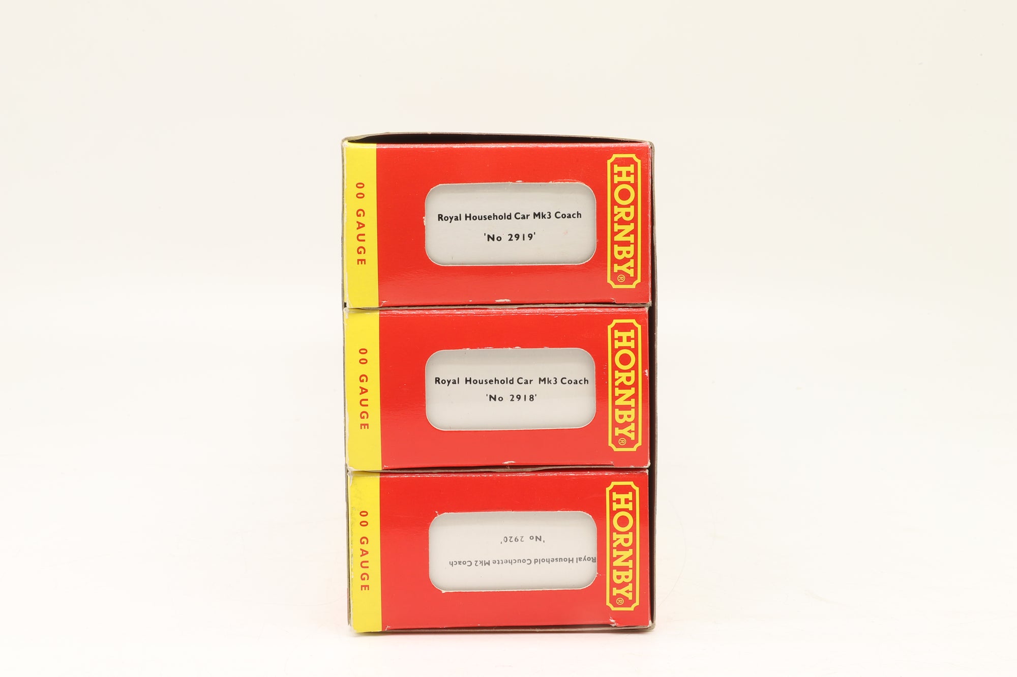 Hornby OO R4197 'The Royal Train' Coach Pack
