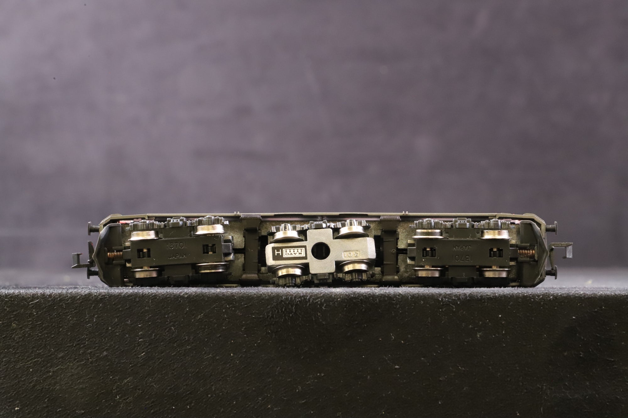 Hobbytrain/Kato N Gauge 1103 Re6/6 No.11674 in SBB Red